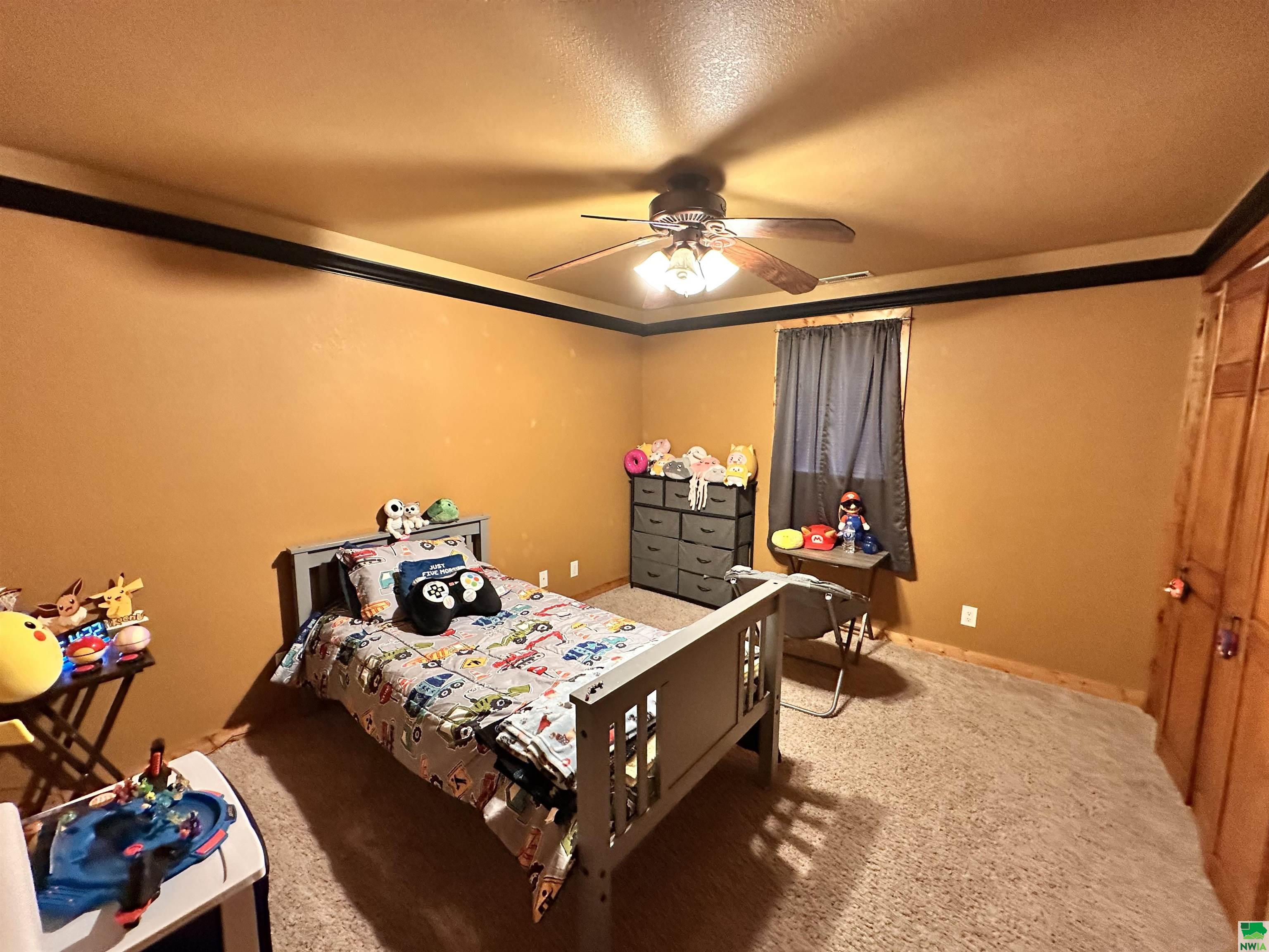 MLS #828694
