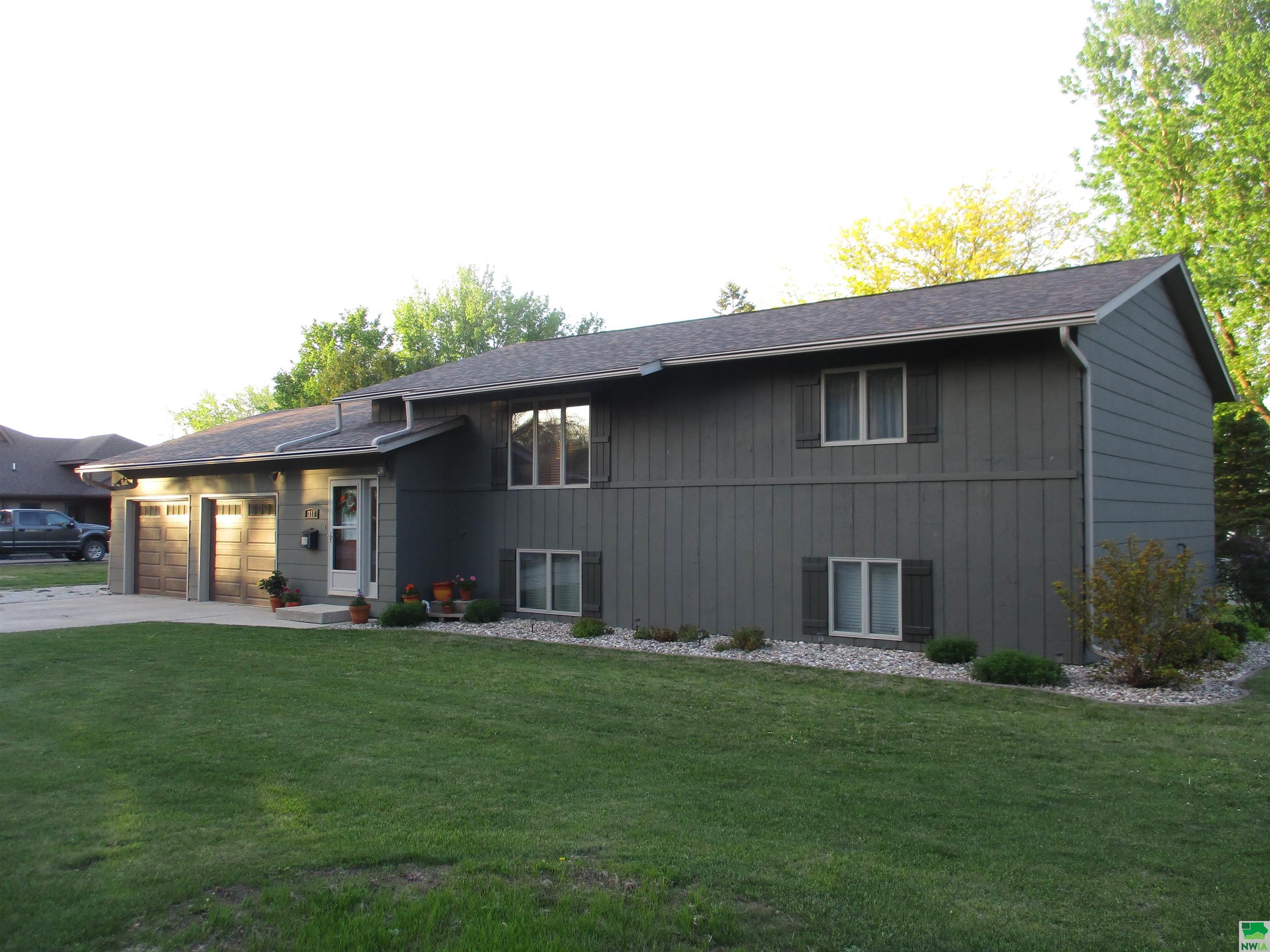 MLS #828695