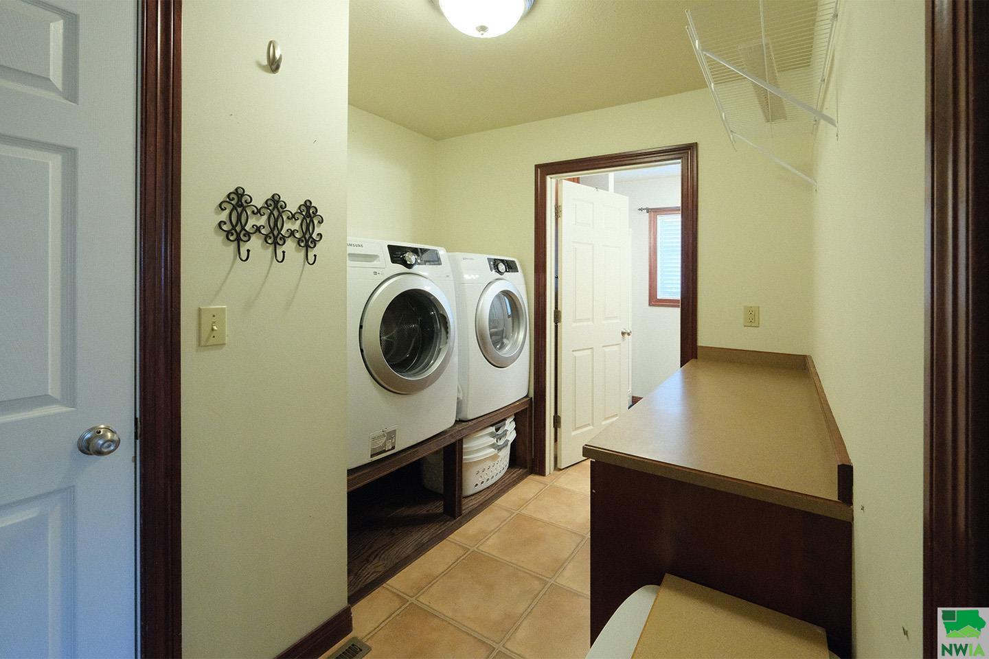 MLS #828698