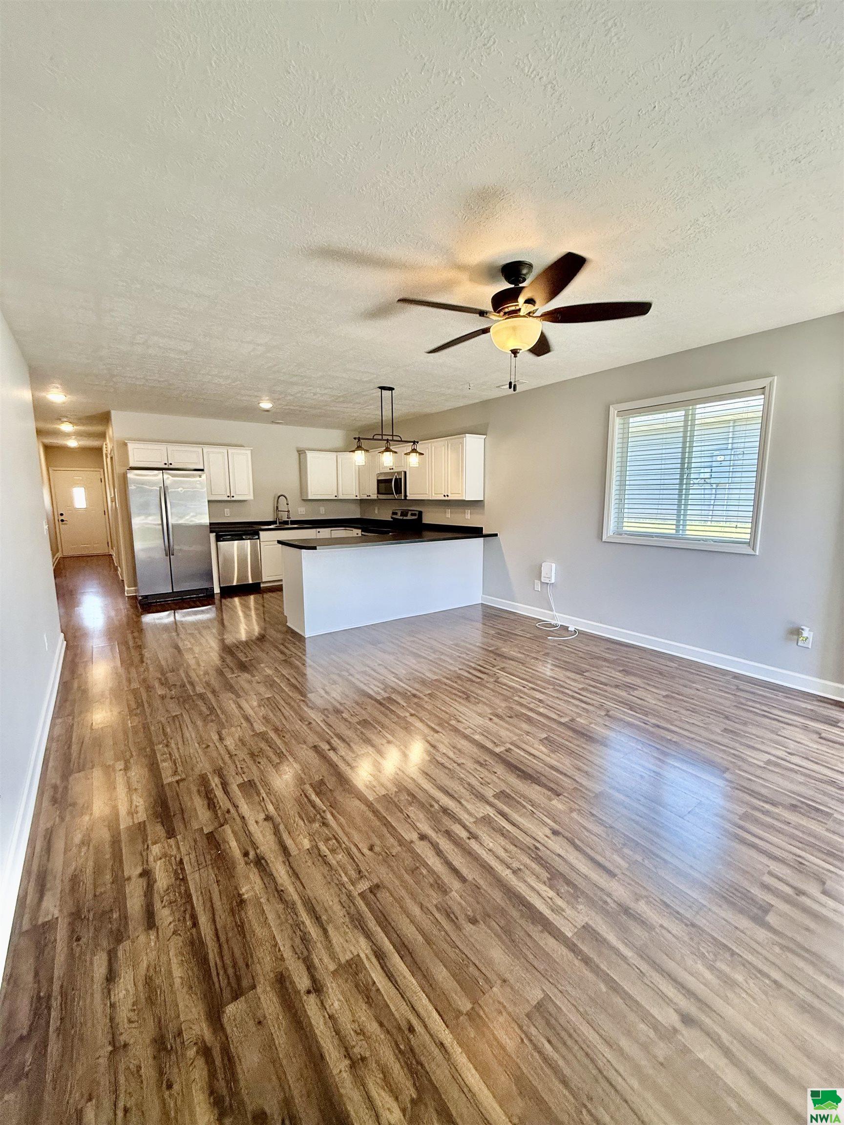 MLS #828701