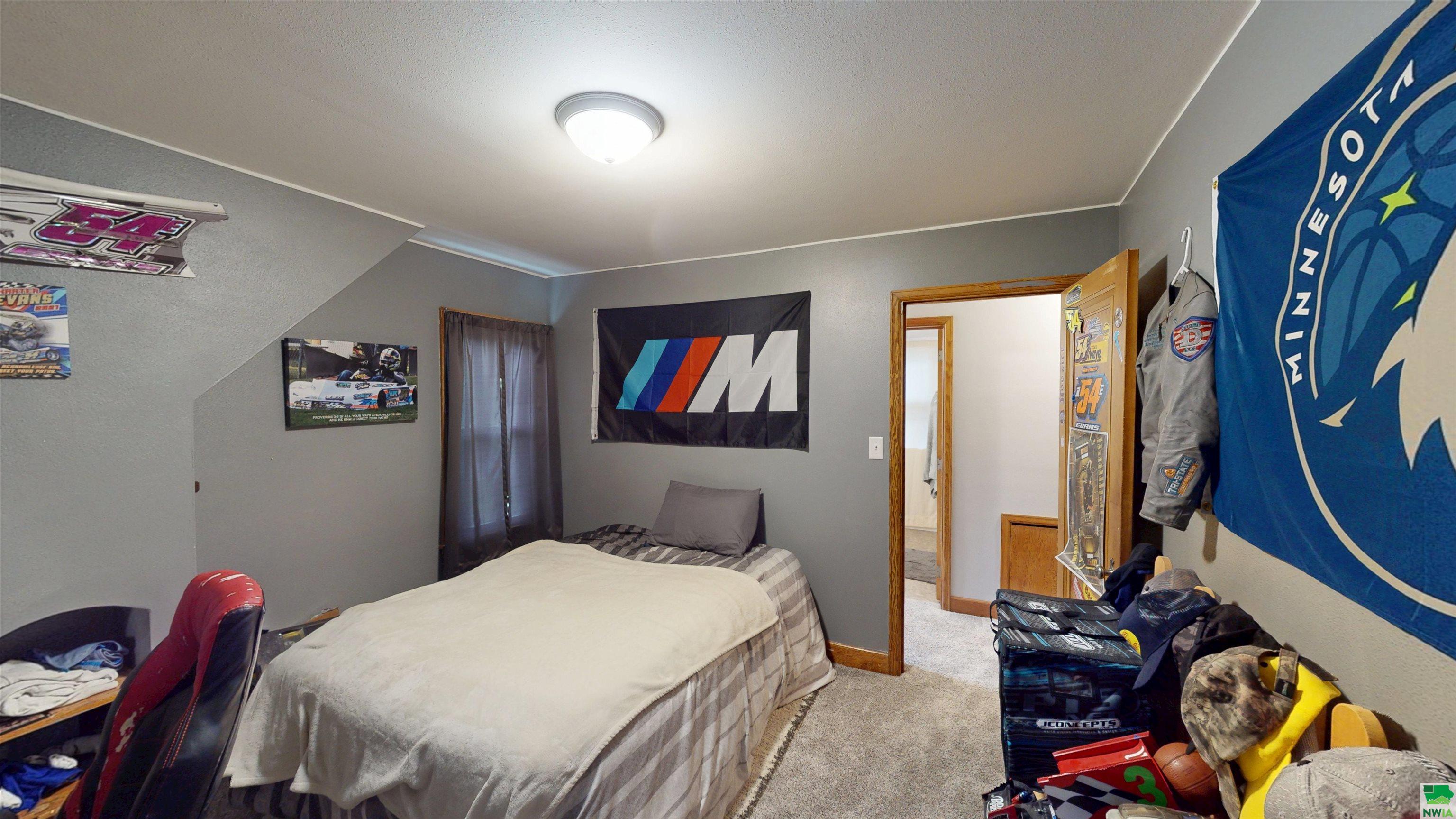 MLS #828702