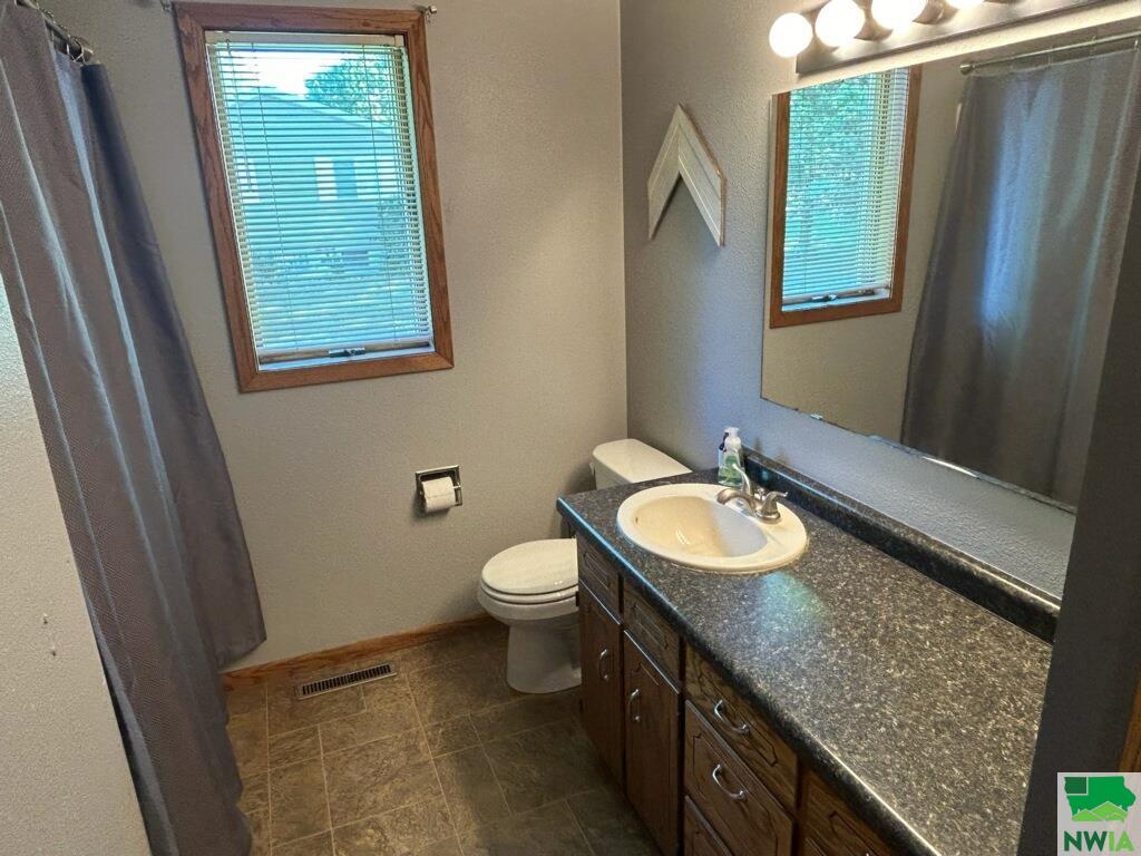 MLS #828703