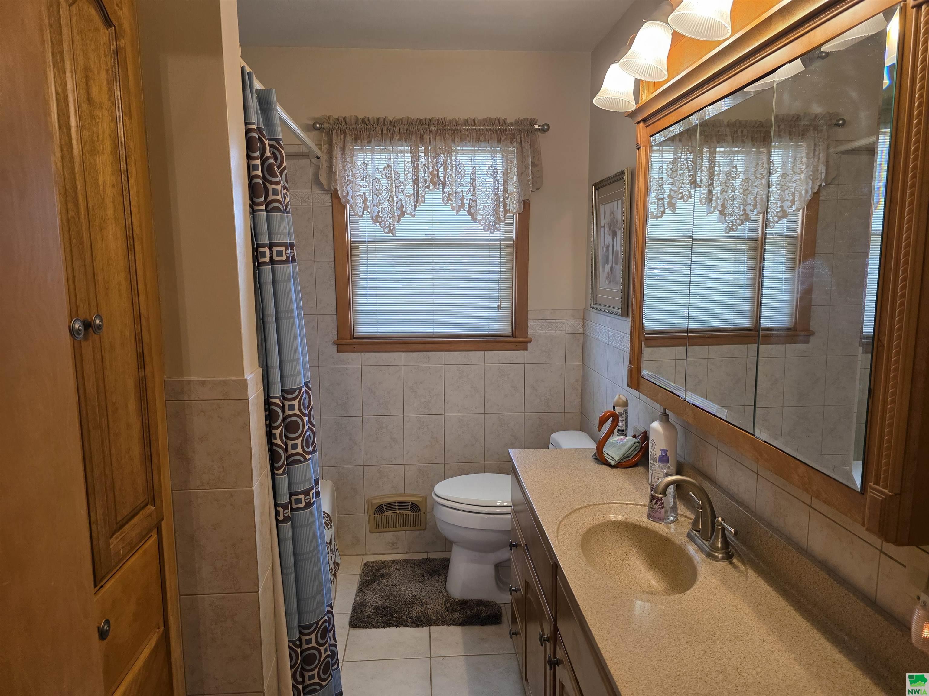 MLS #828710