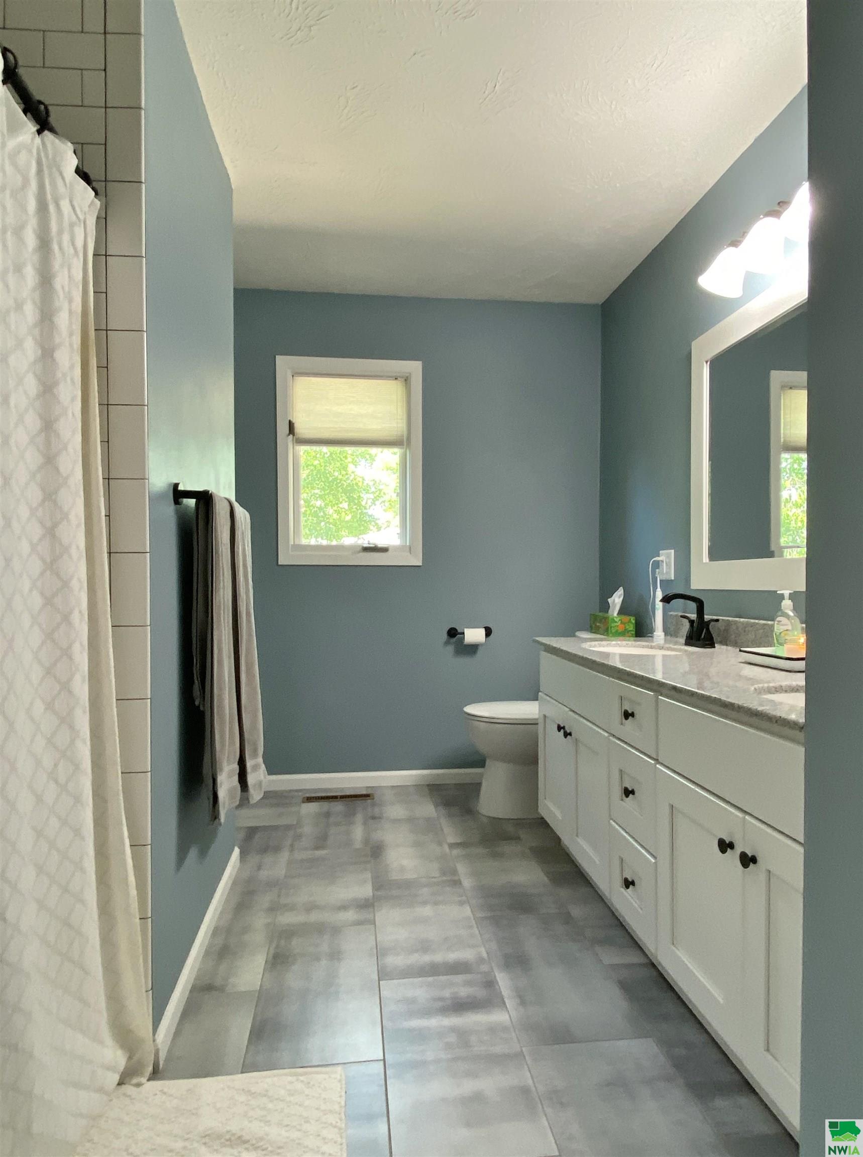 MLS #828713