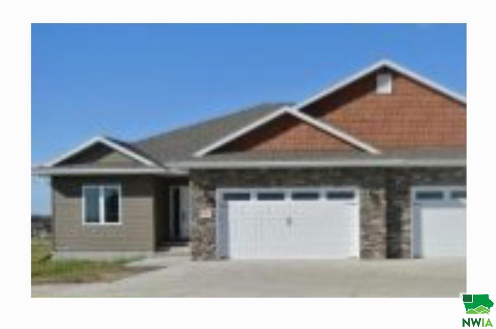 1321 Warrior Road, Sergeant Bluff, IA 51034 