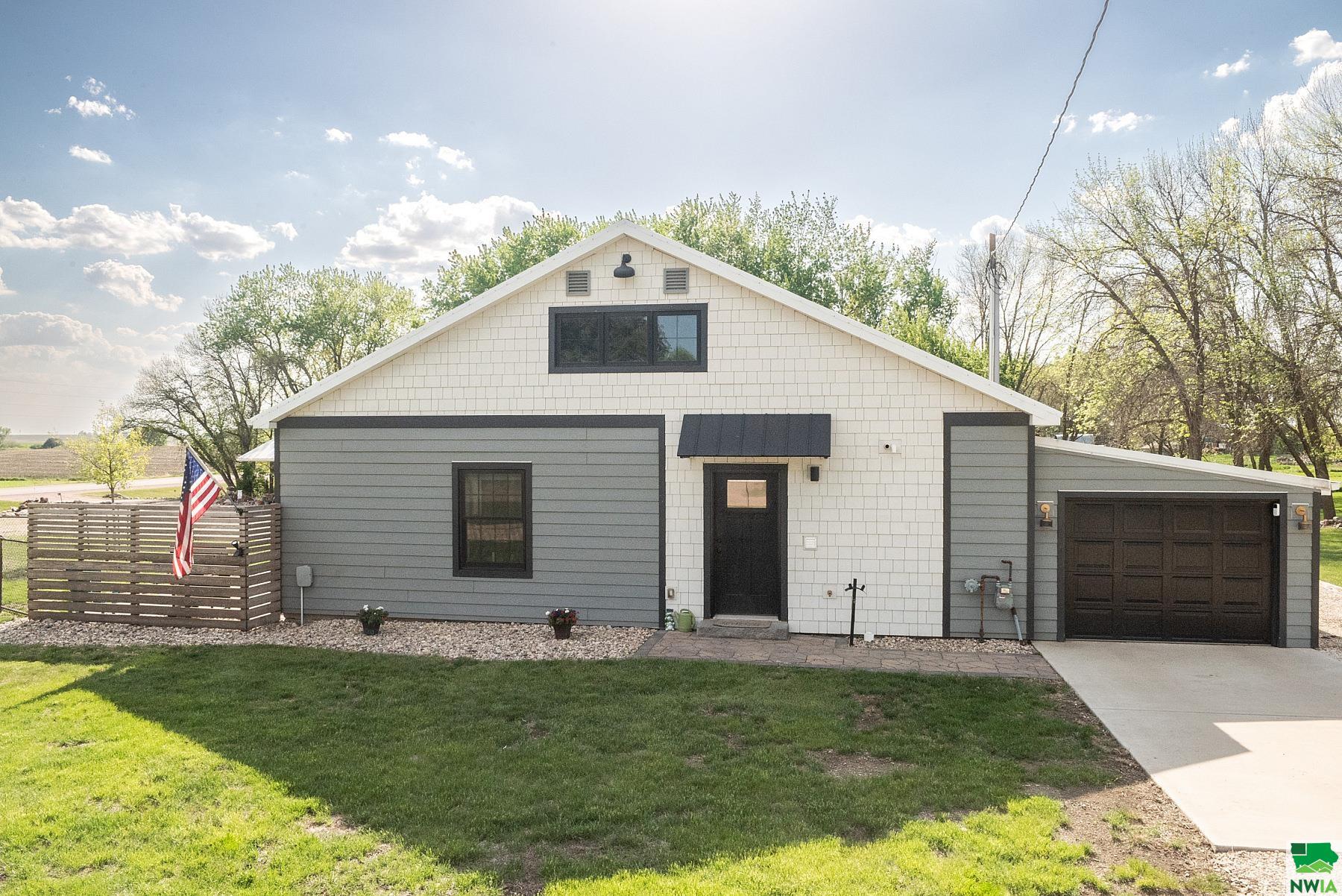 4491 JEFFERSON AVE, Alton, IA 51003 