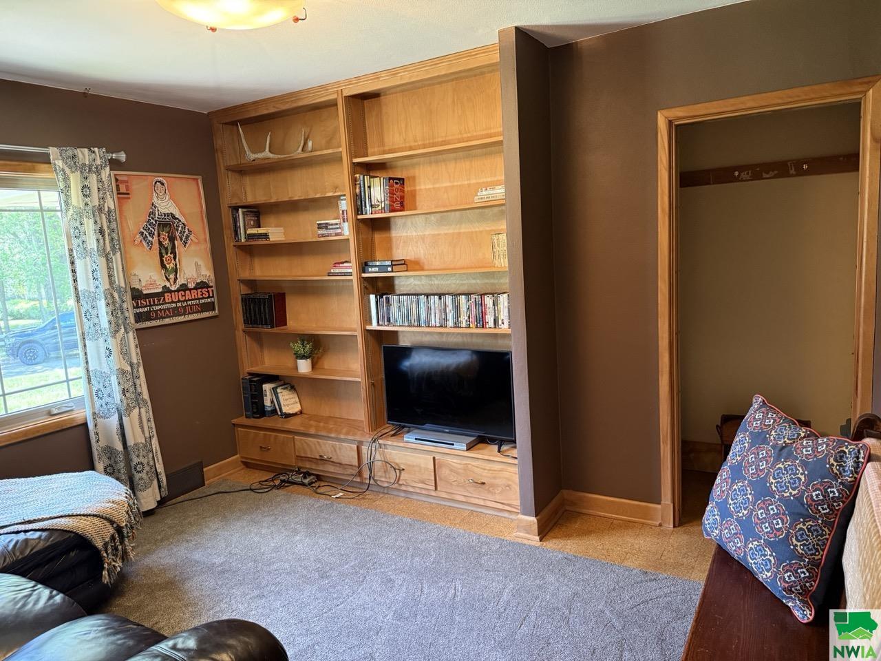 MLS #828717