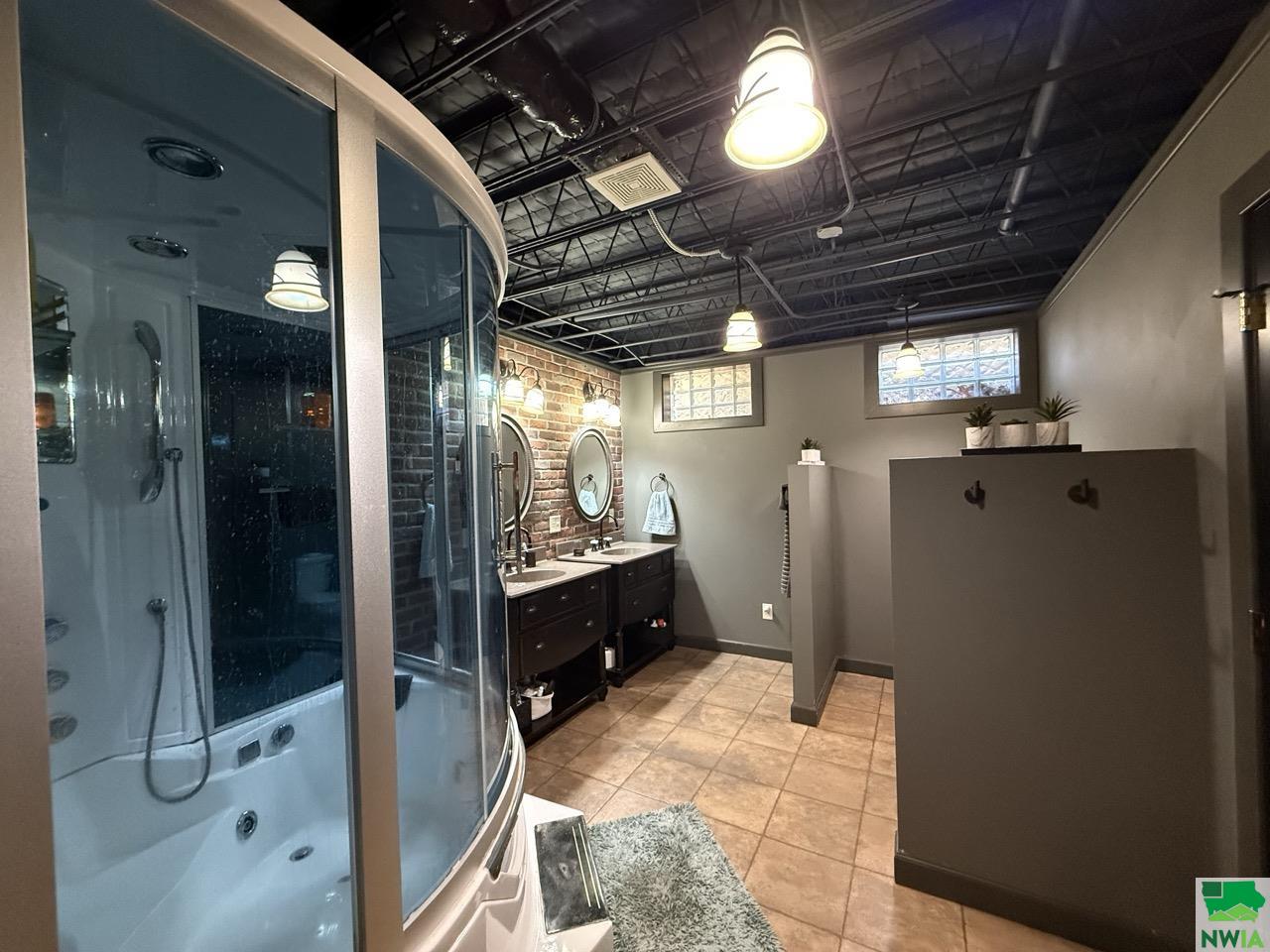 MLS #828717