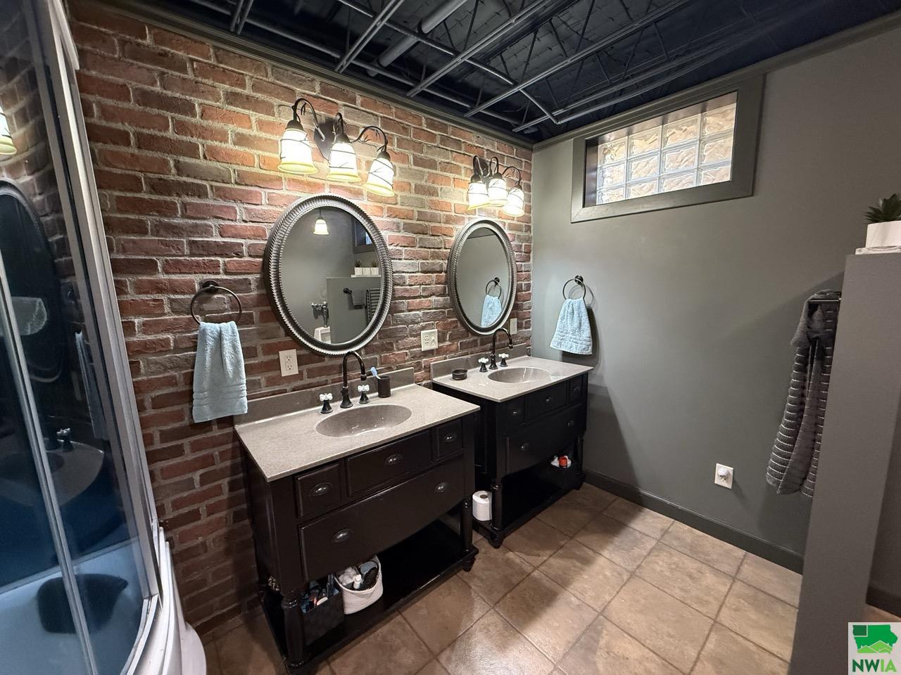 MLS #828717