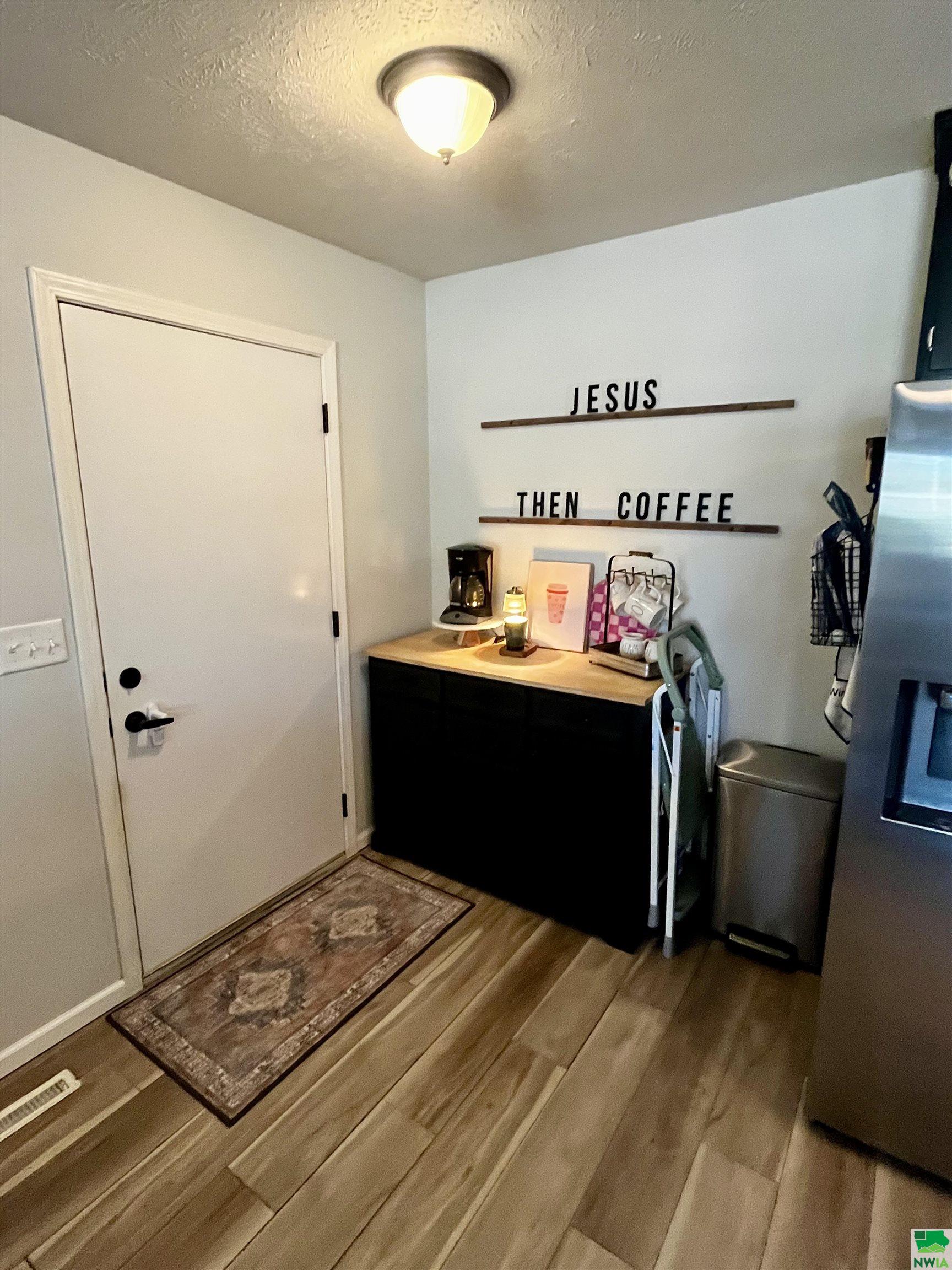 MLS #828718
