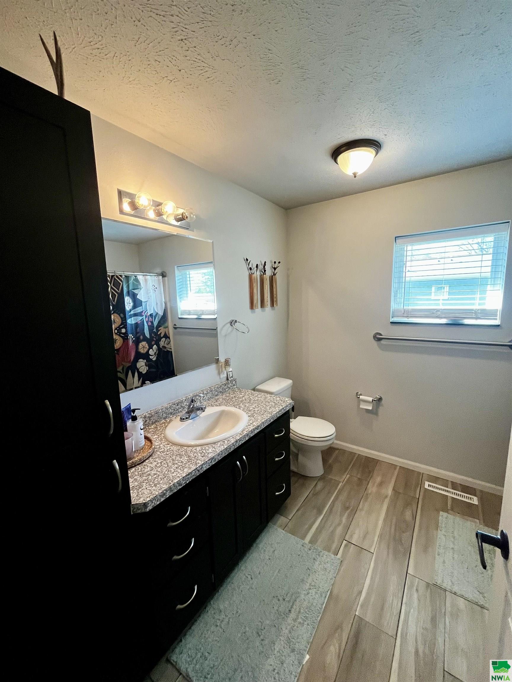 MLS #828718