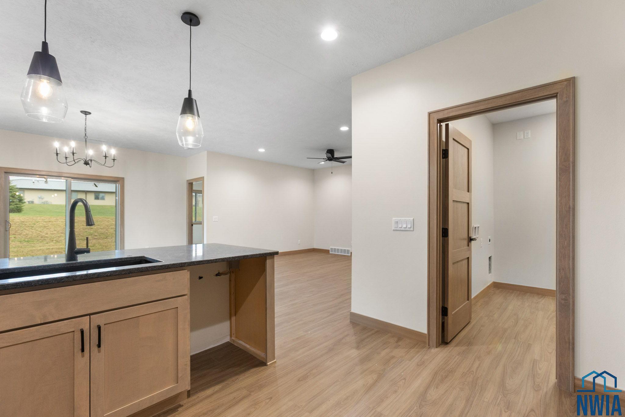 MLS #828725