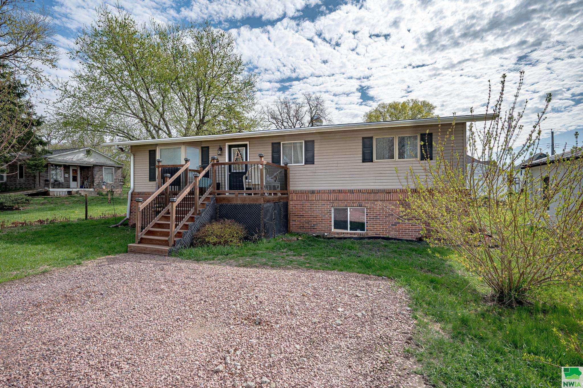 220 MAPLE ST, Bronson, IA 51007 