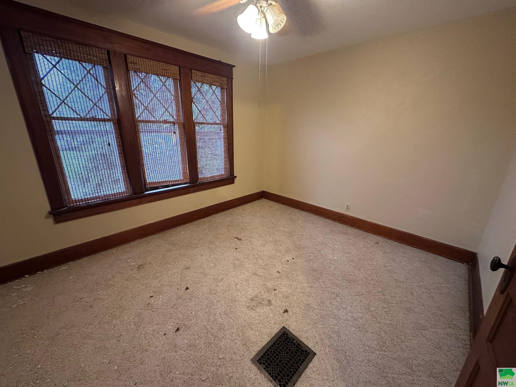 MLS #828733