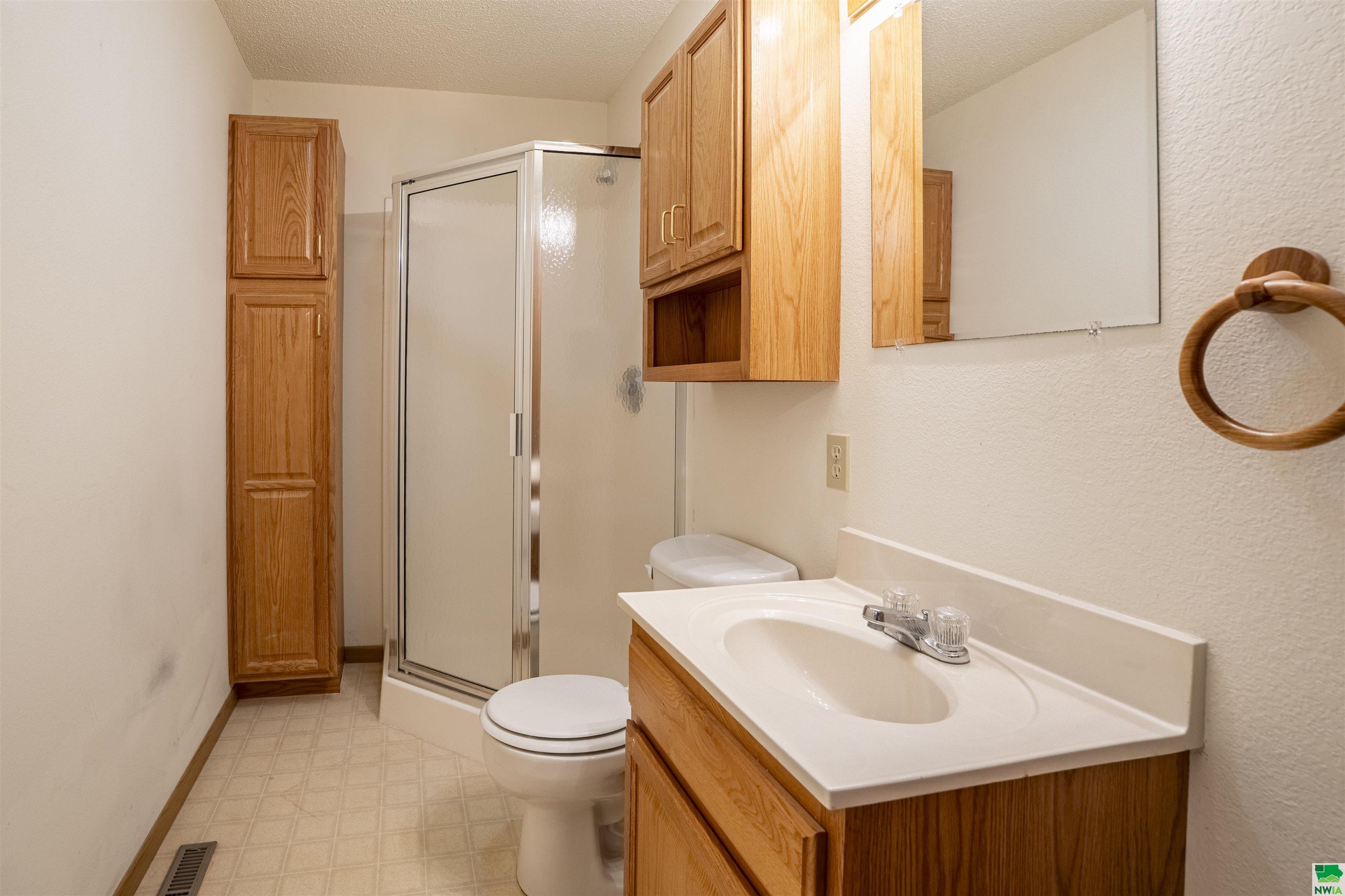 MLS #828735