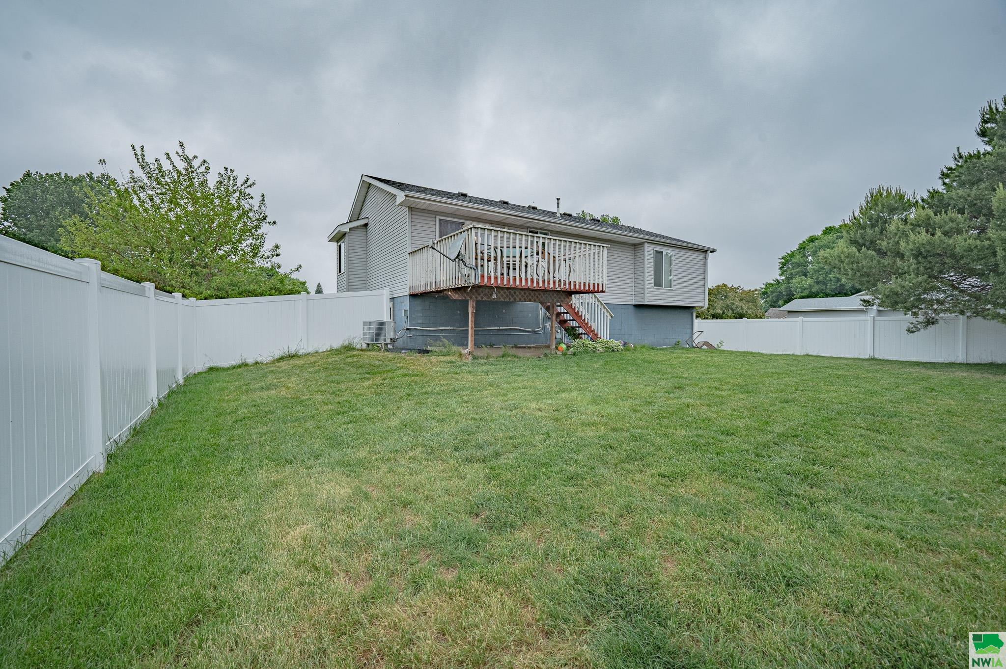 MLS #828748
