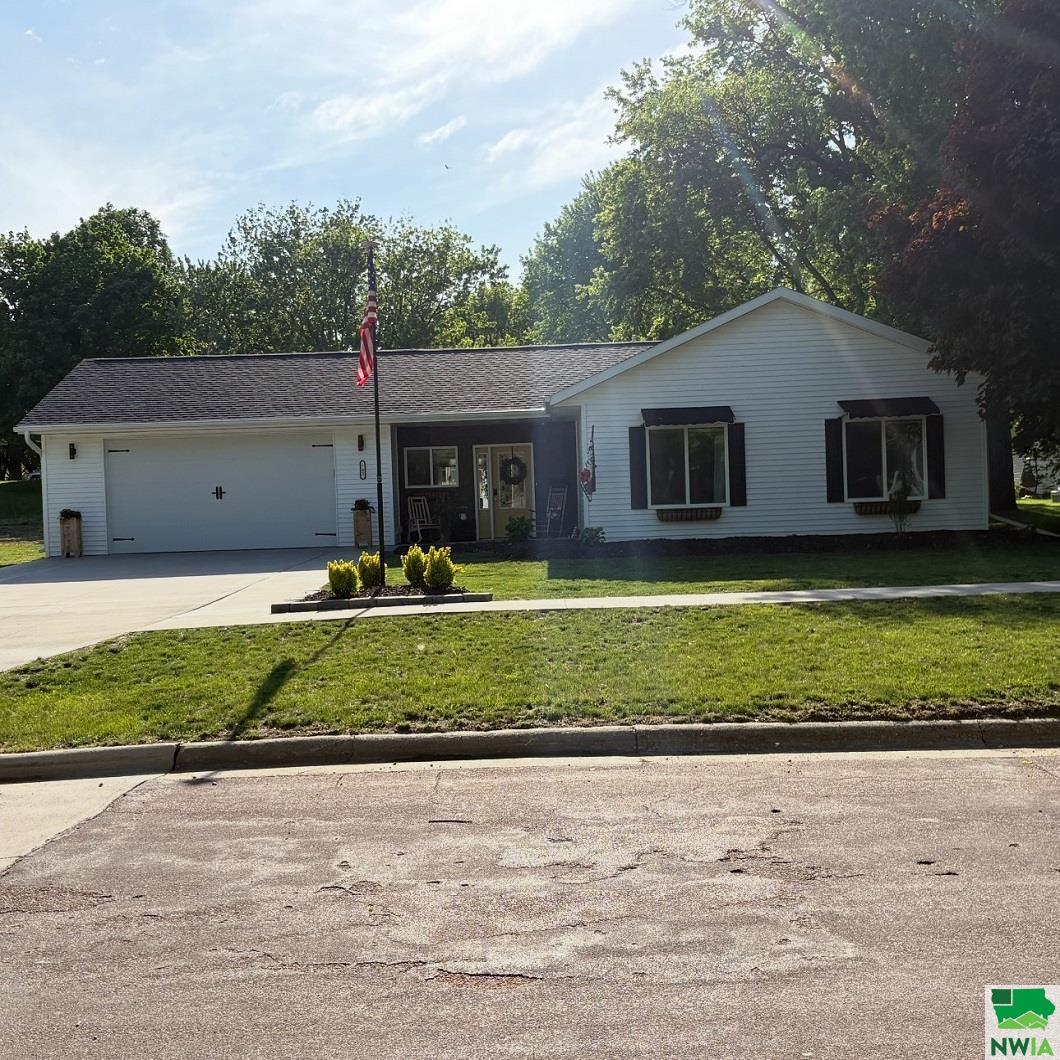 703 Greene St S, Rock Rapids, IA 51246 