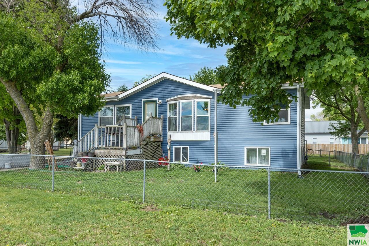520 2nd Street, Onawa, IA 51040 