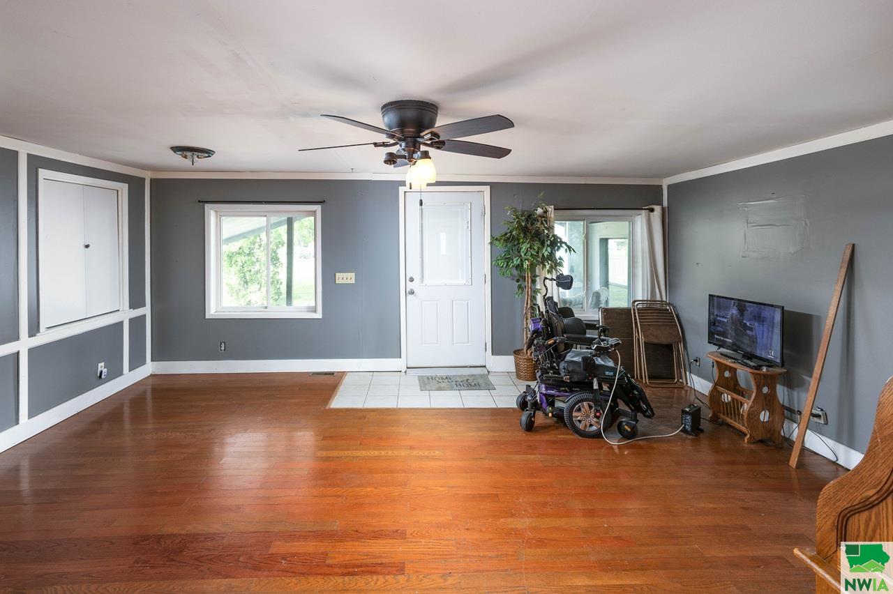 MLS #828772