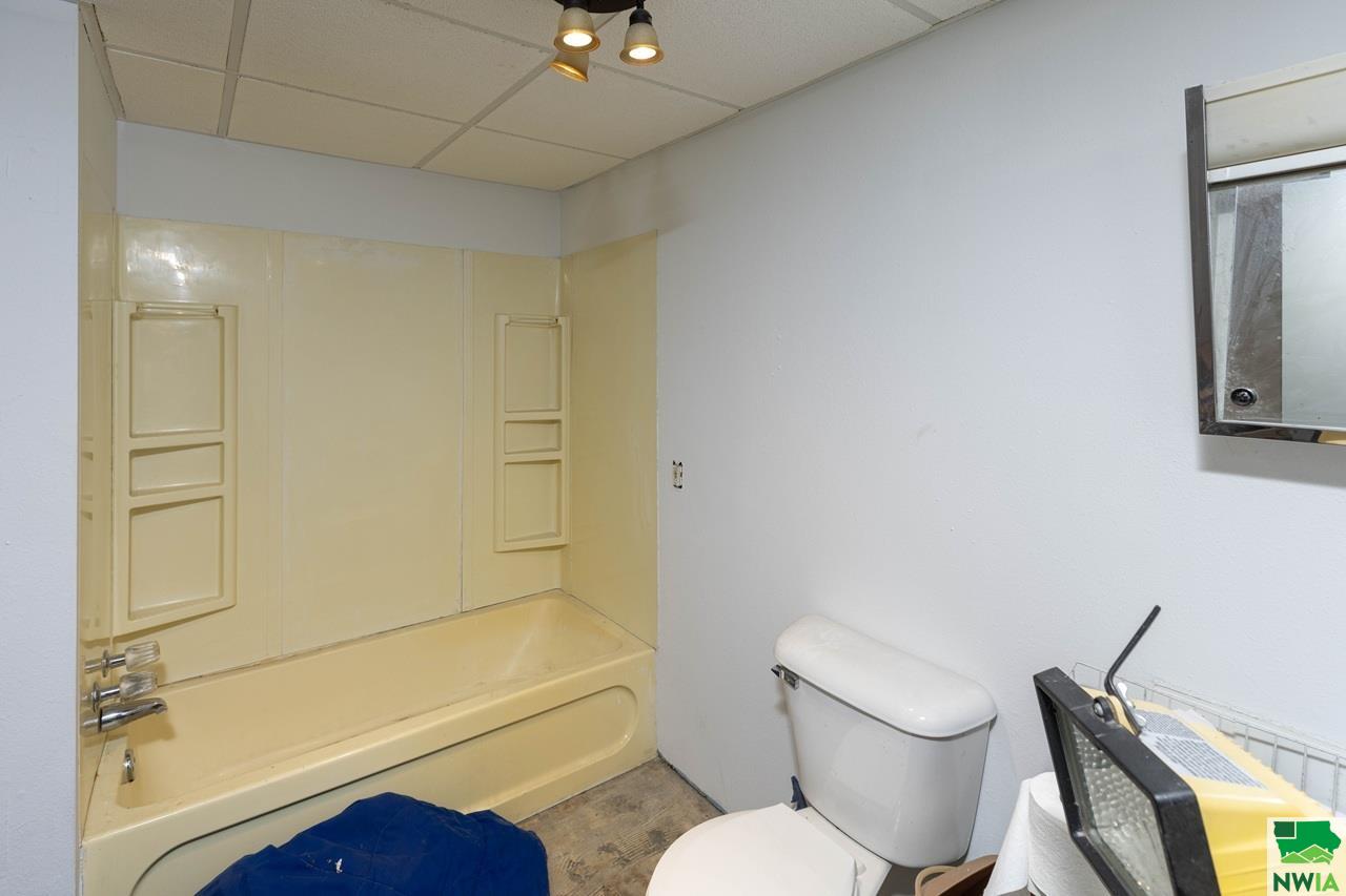 MLS #828772