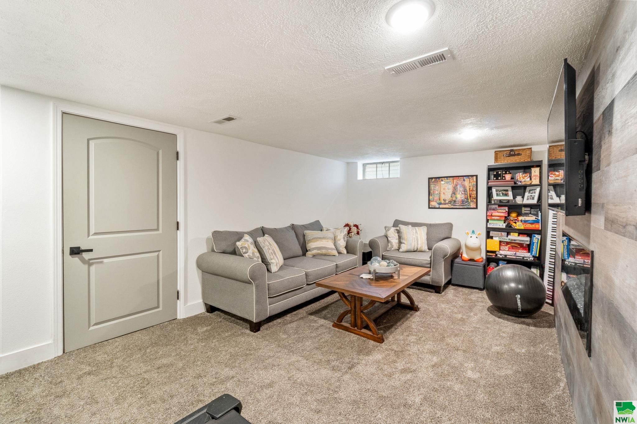 MLS #828774