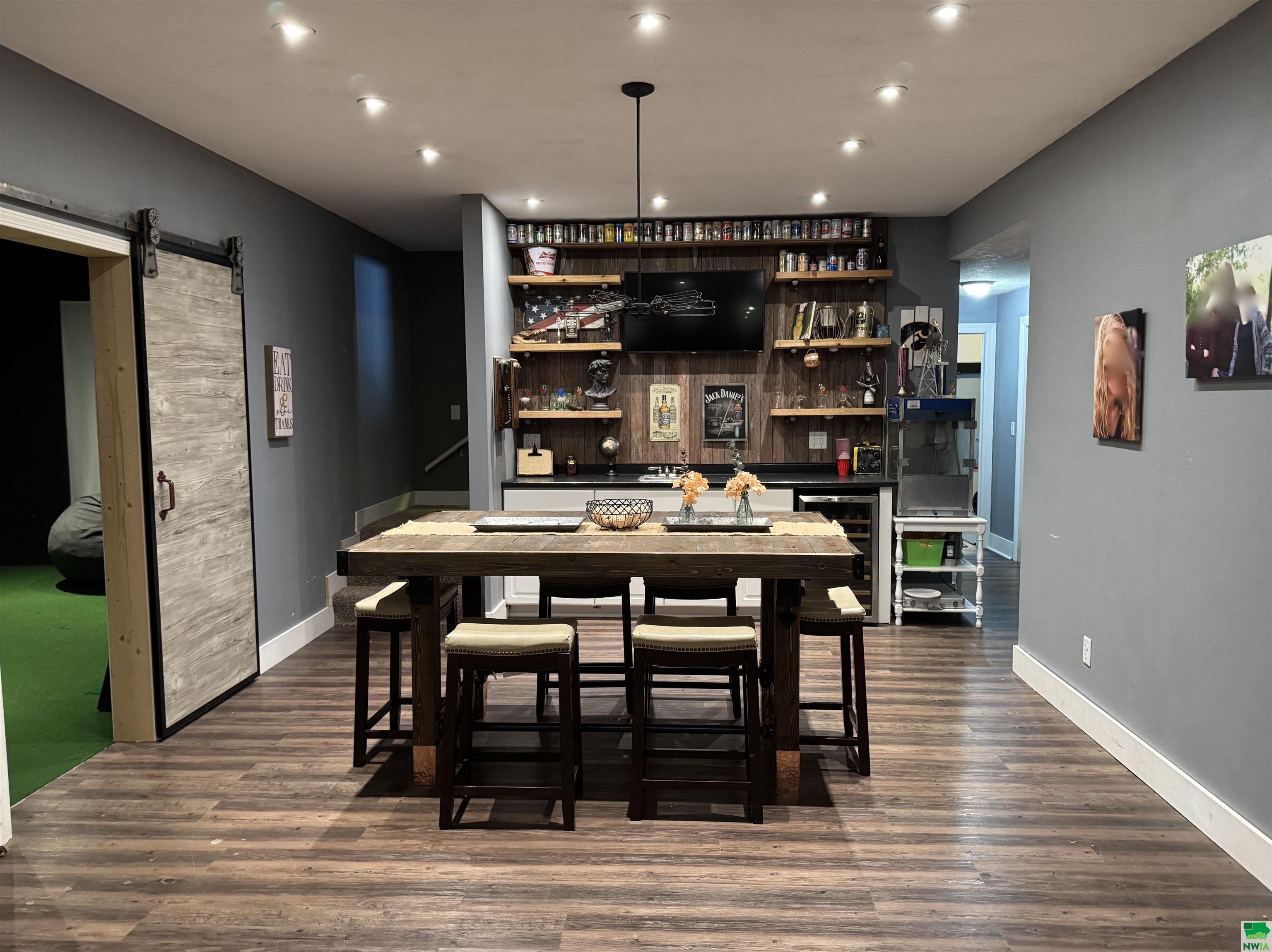 MLS #828775