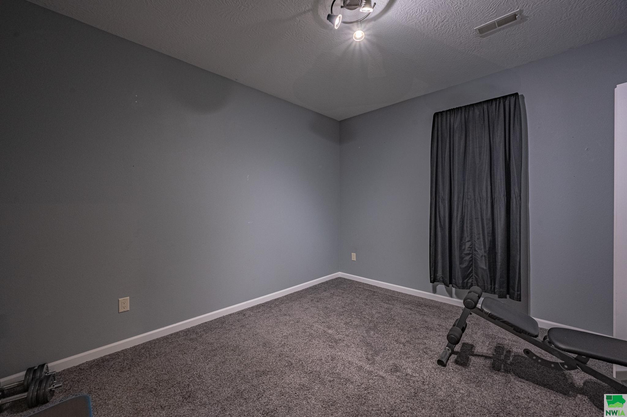 MLS #828776