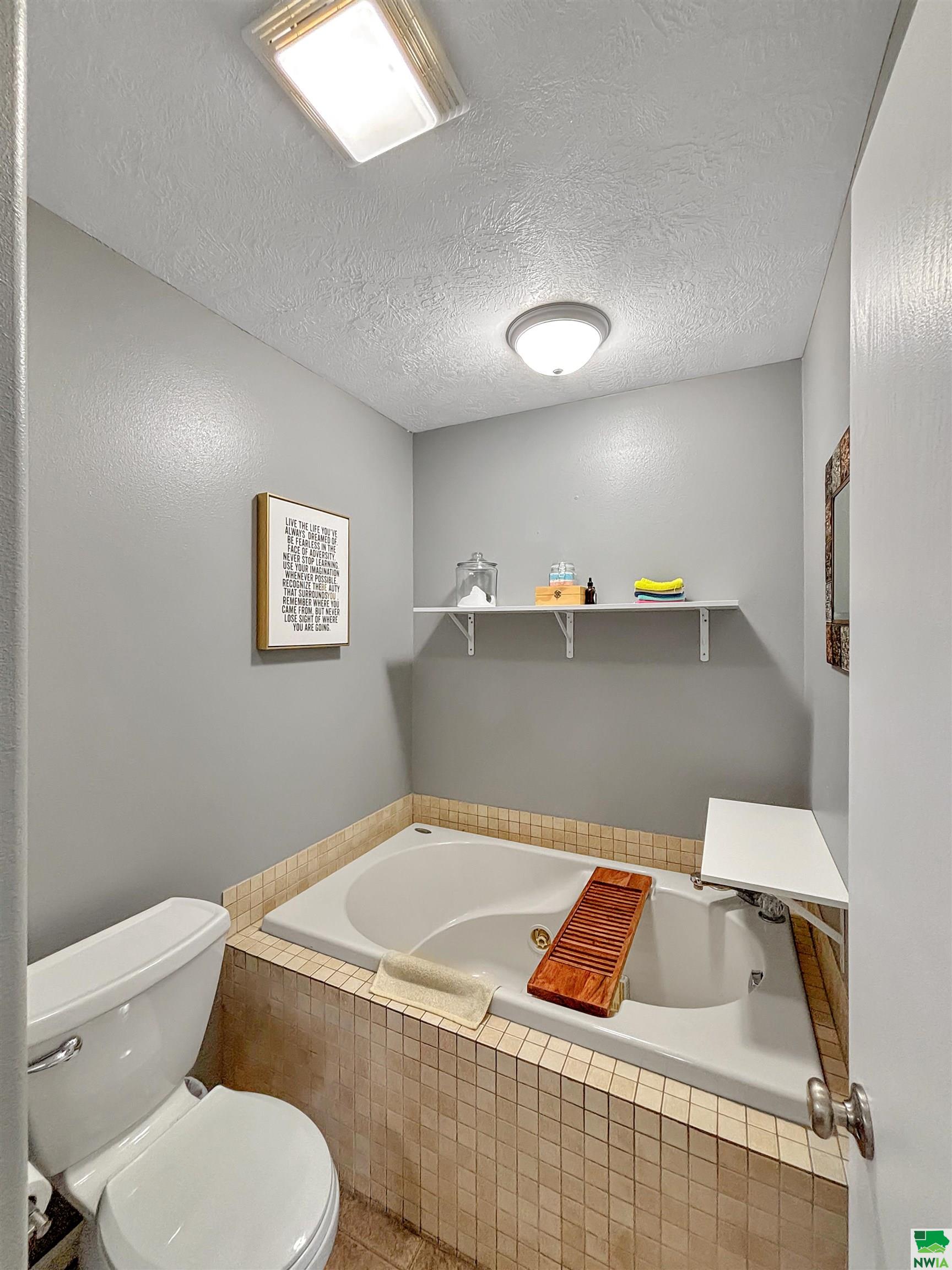 MLS #828778
