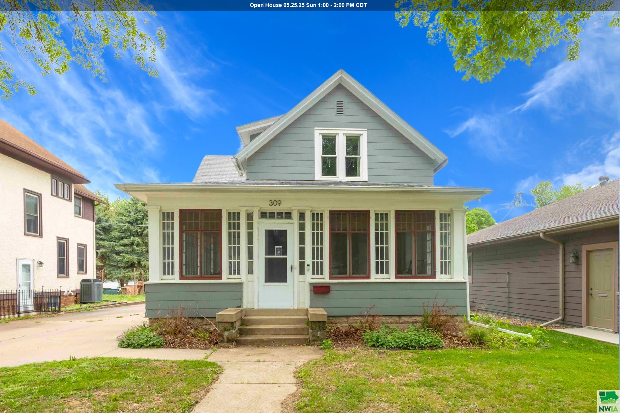 309 CENTRAL AVE SW, LeMars, IA 51031 