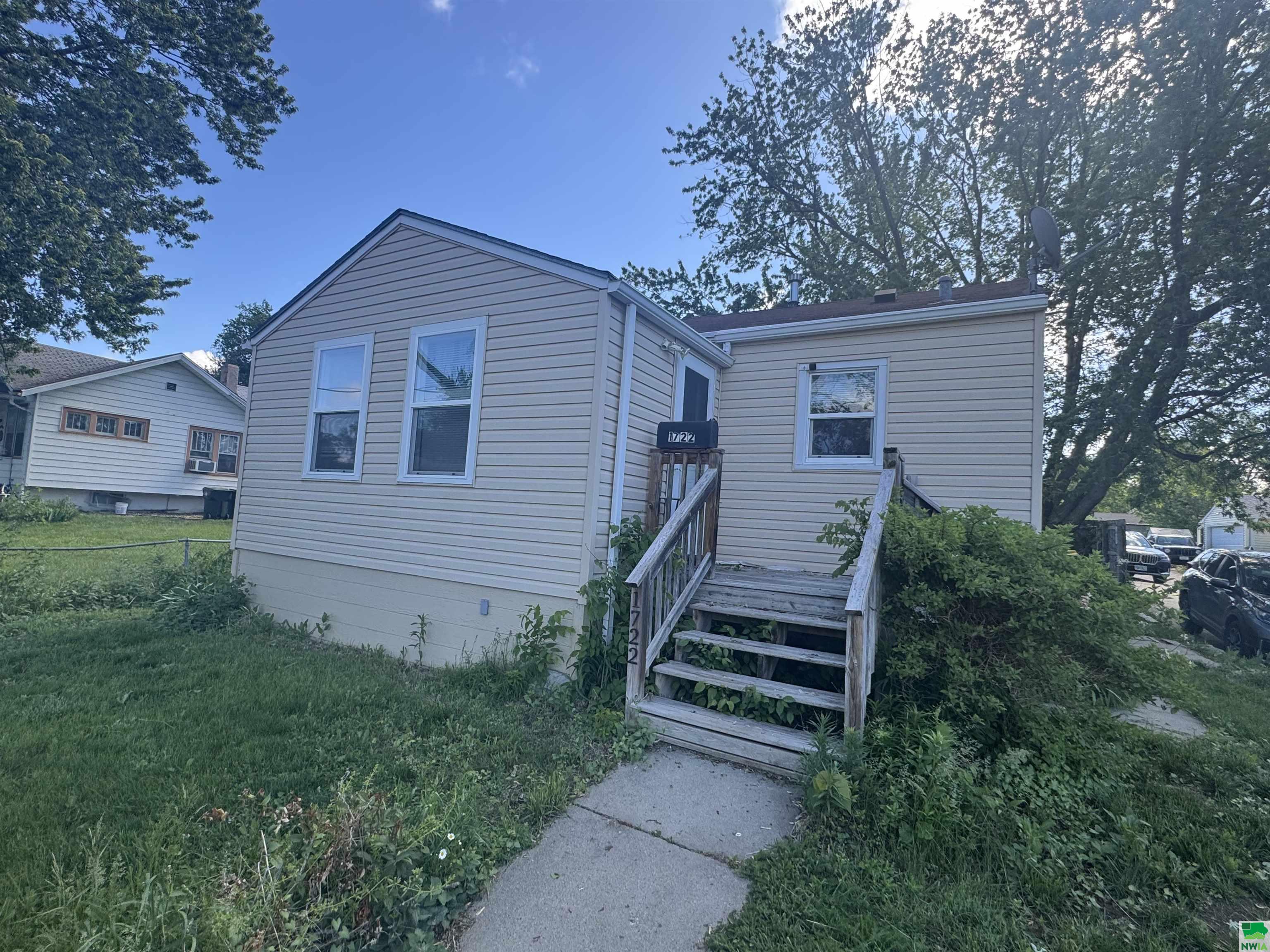 1722 Alice S, Sioux City, IA 51106 