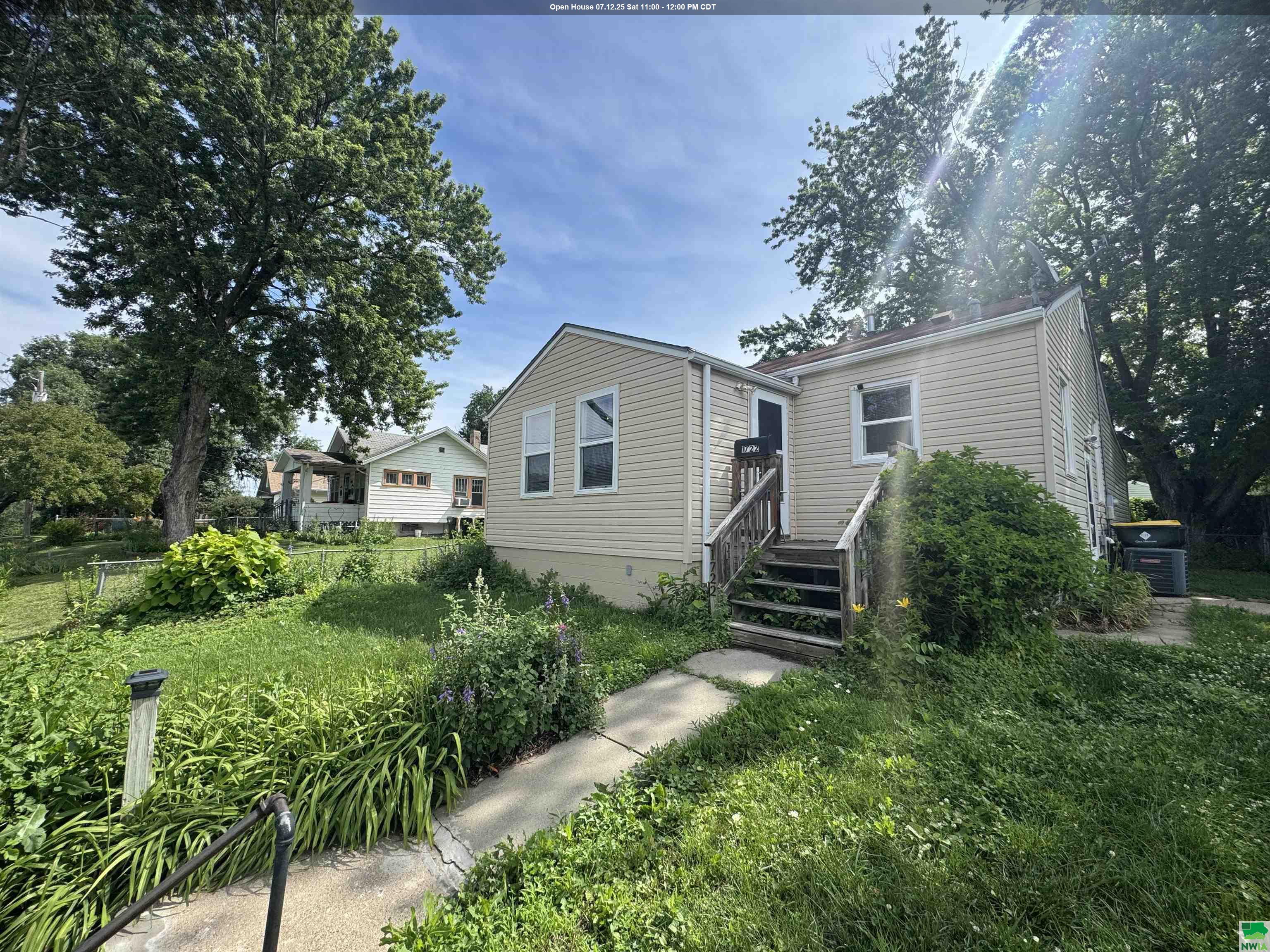 1722 Alice S, Sioux City, IA 51106 