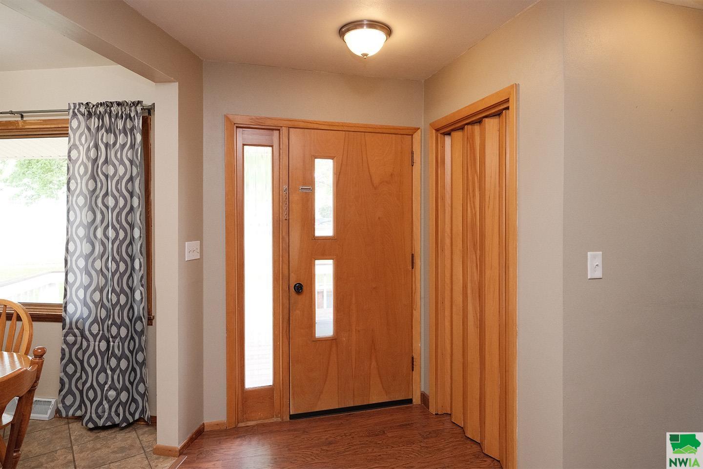 MLS #828785