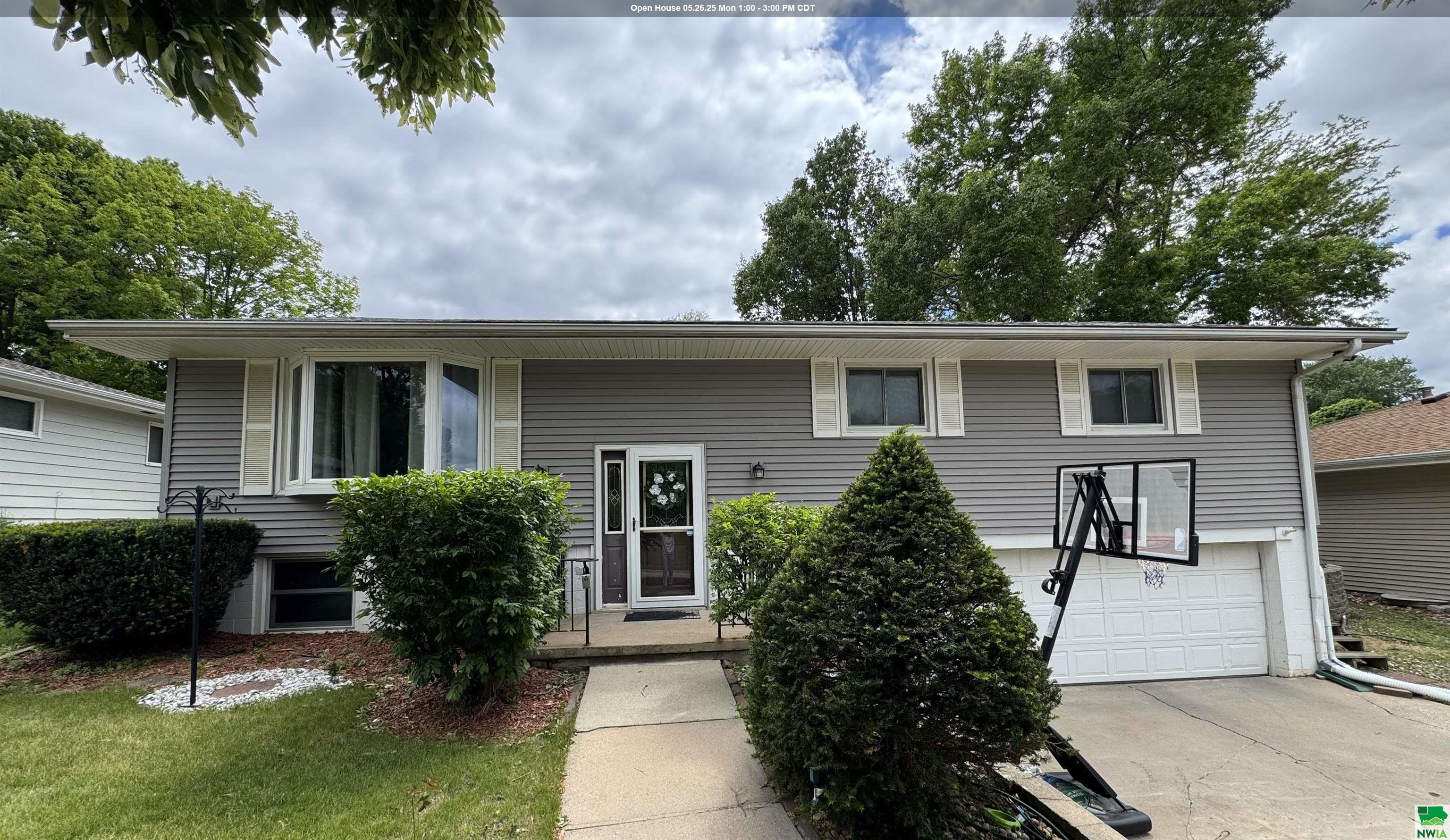 4600 Lincoln Way, Sioux City, IA 51106 