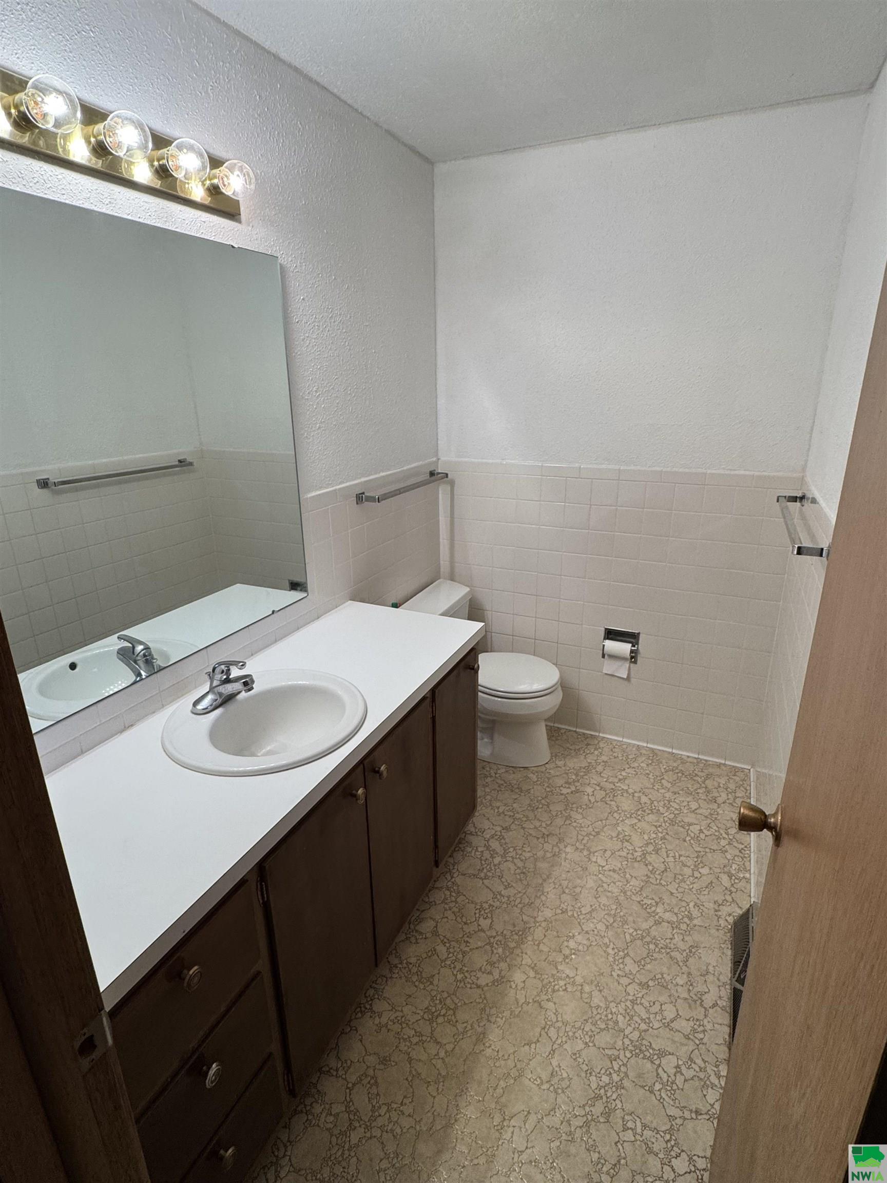 MLS #828792