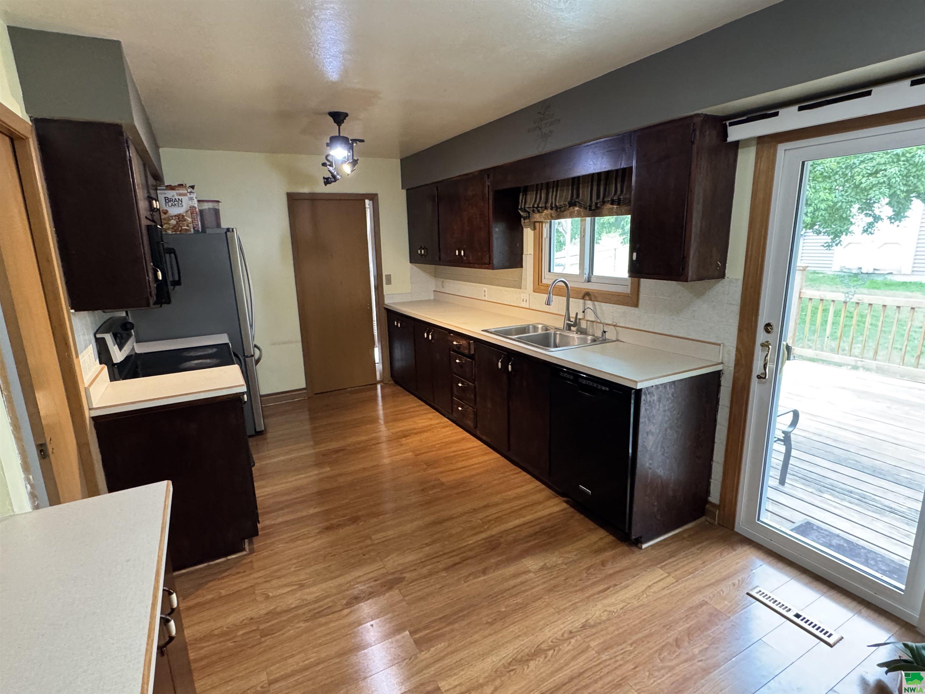 MLS #828792