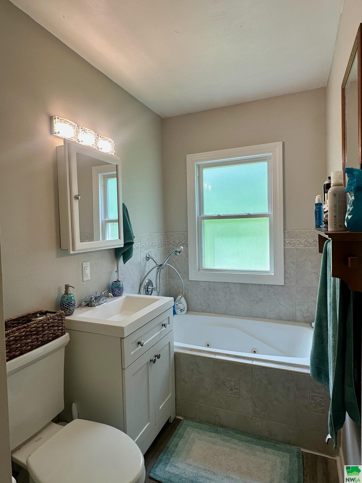MLS #828803