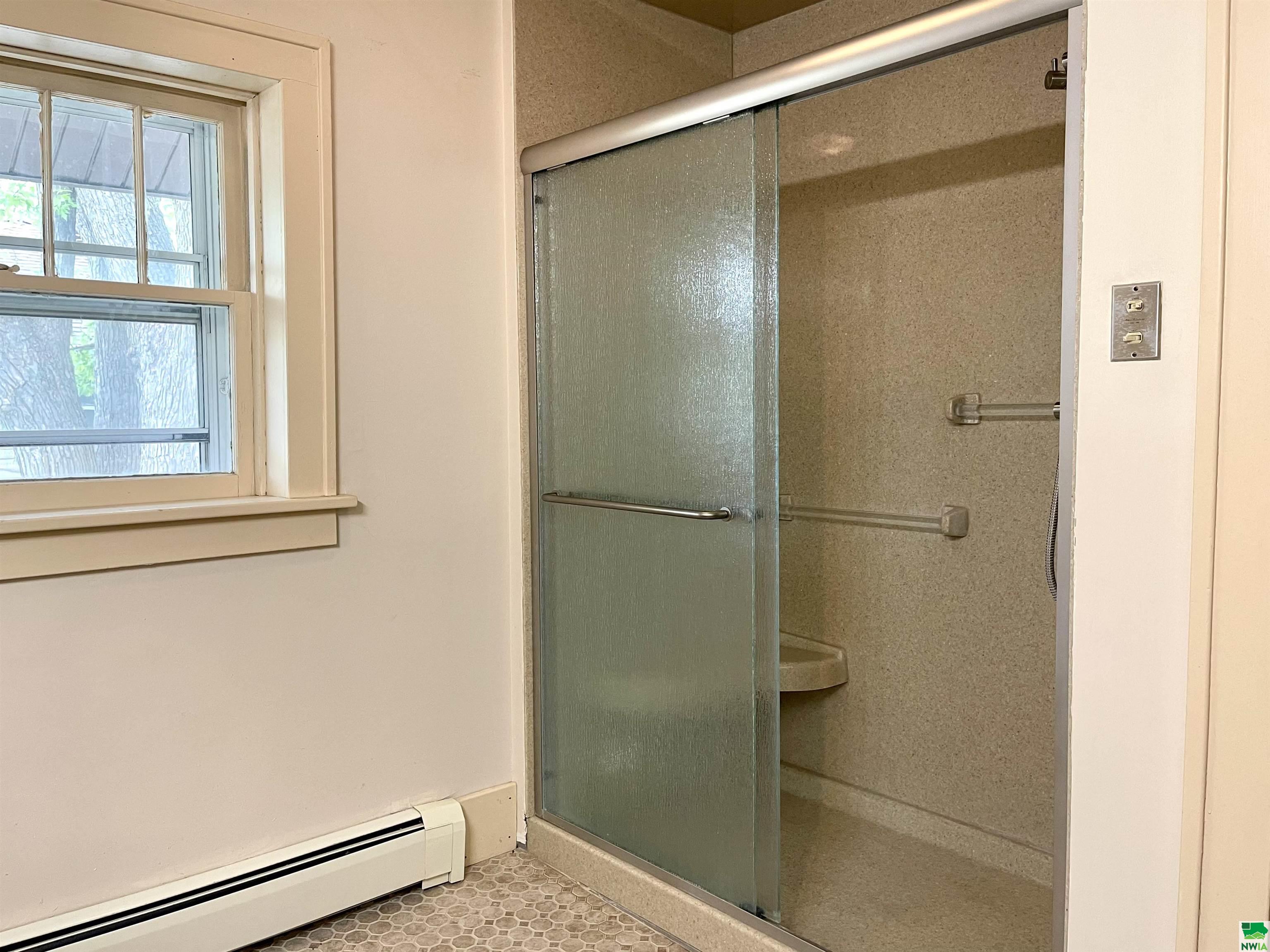 MLS #828805