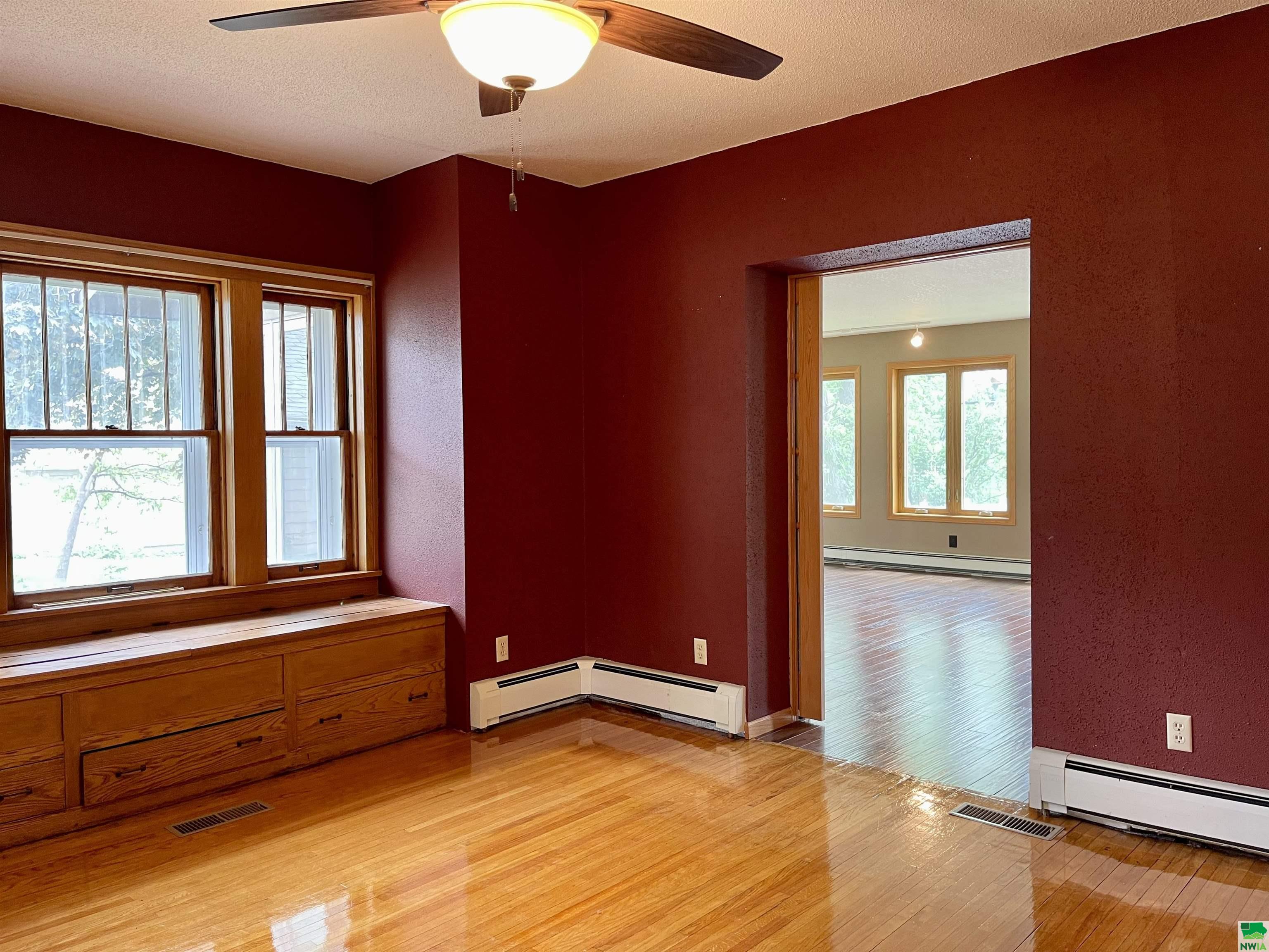 MLS #828805