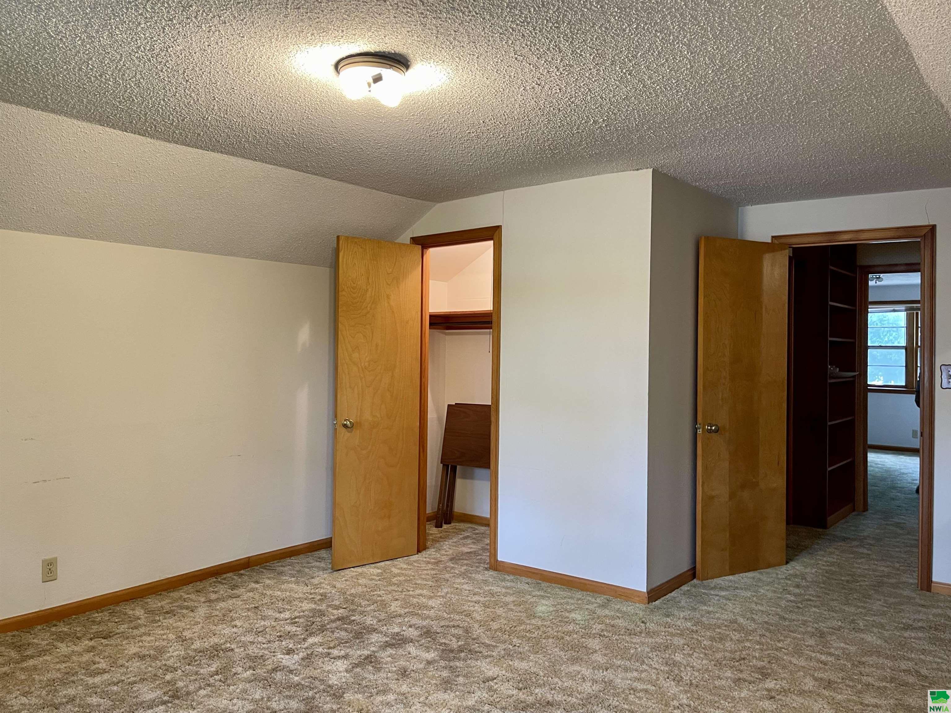 MLS #828806