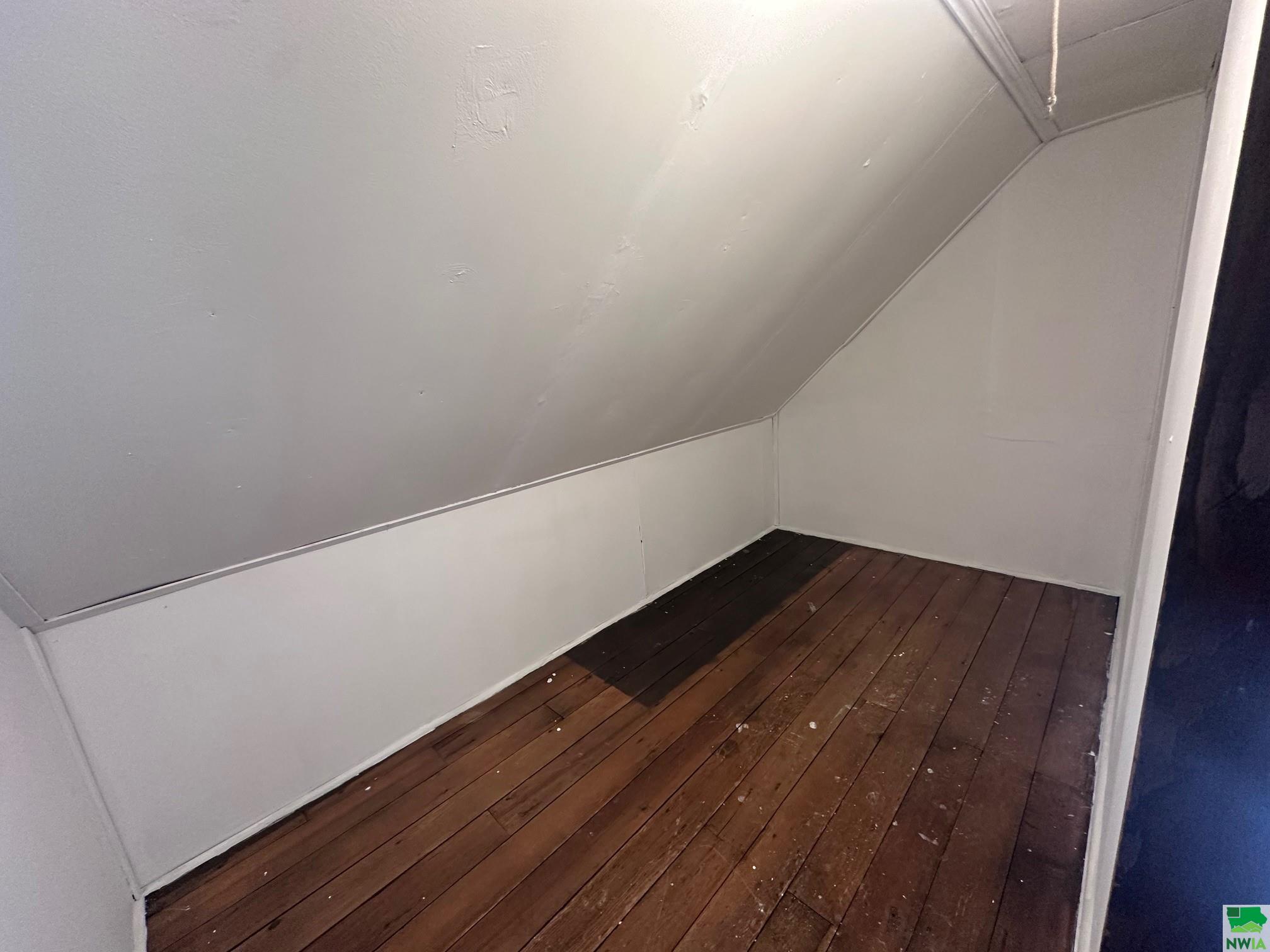 MLS #828807