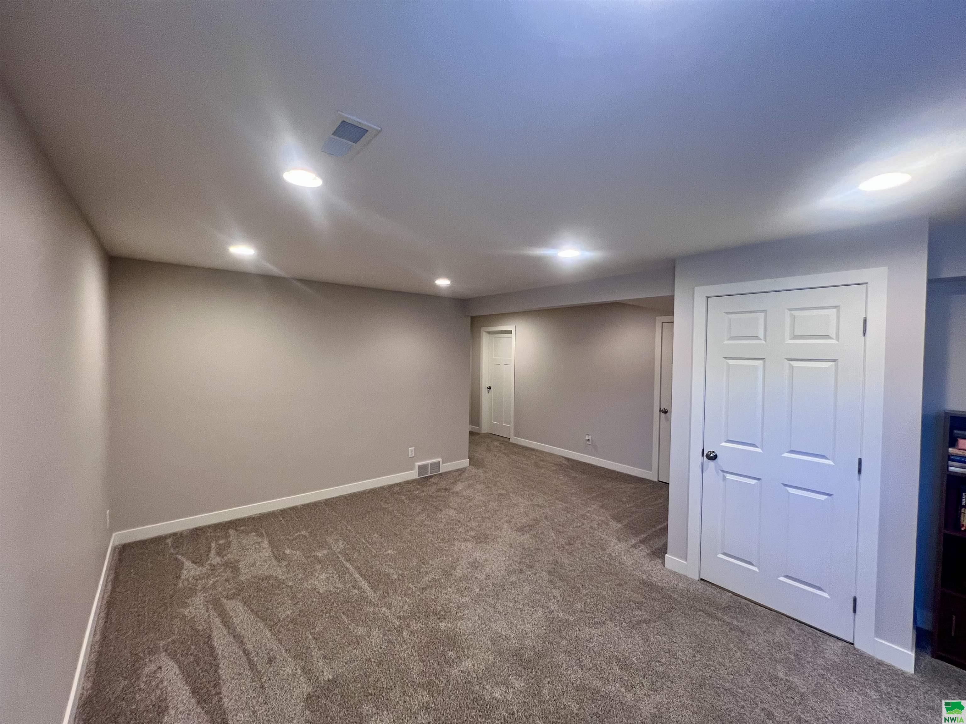 MLS #828812