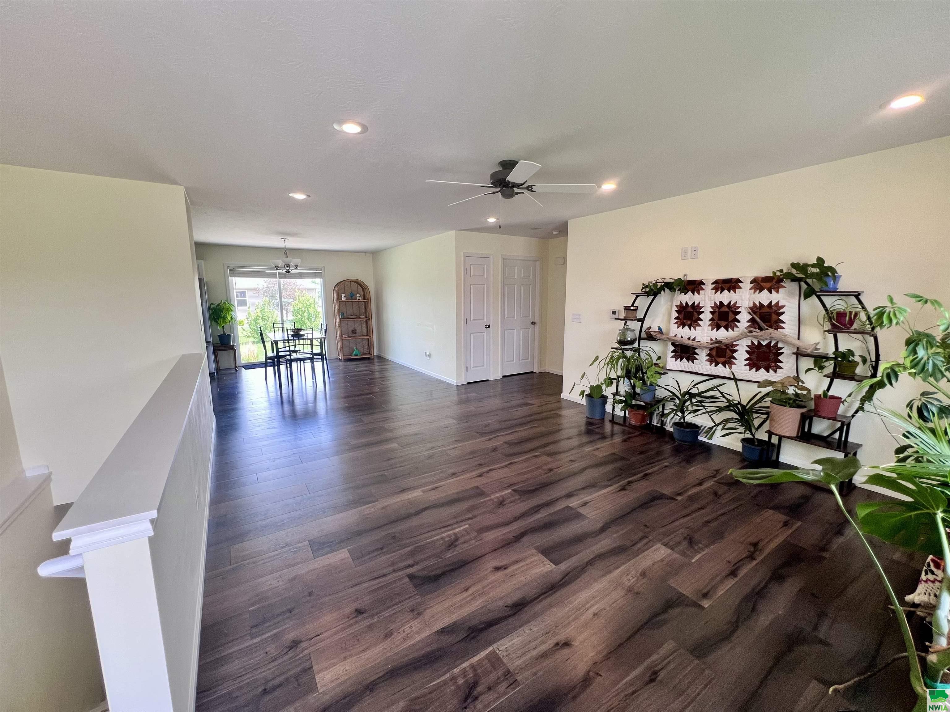 MLS #828812