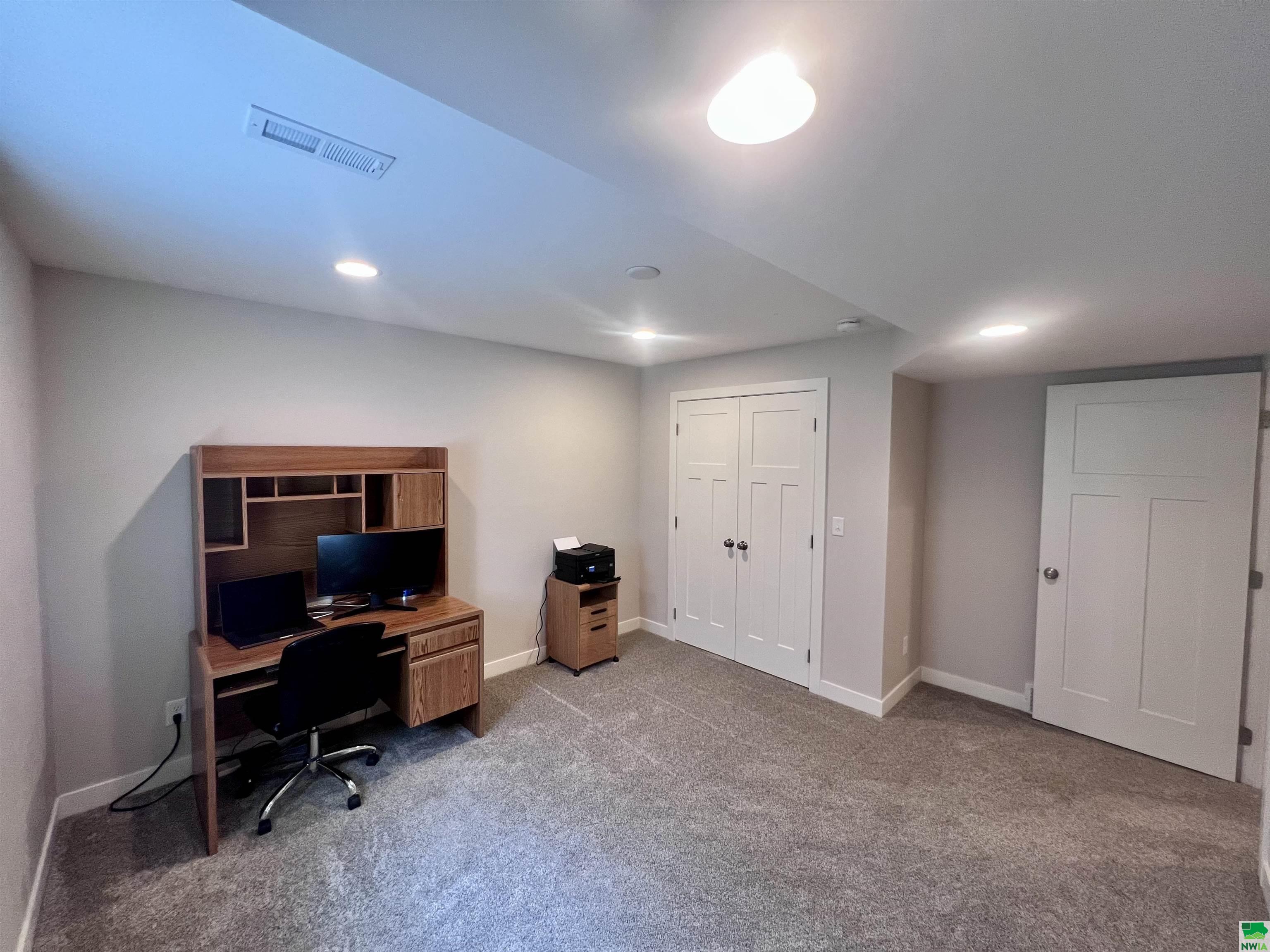 MLS #828812