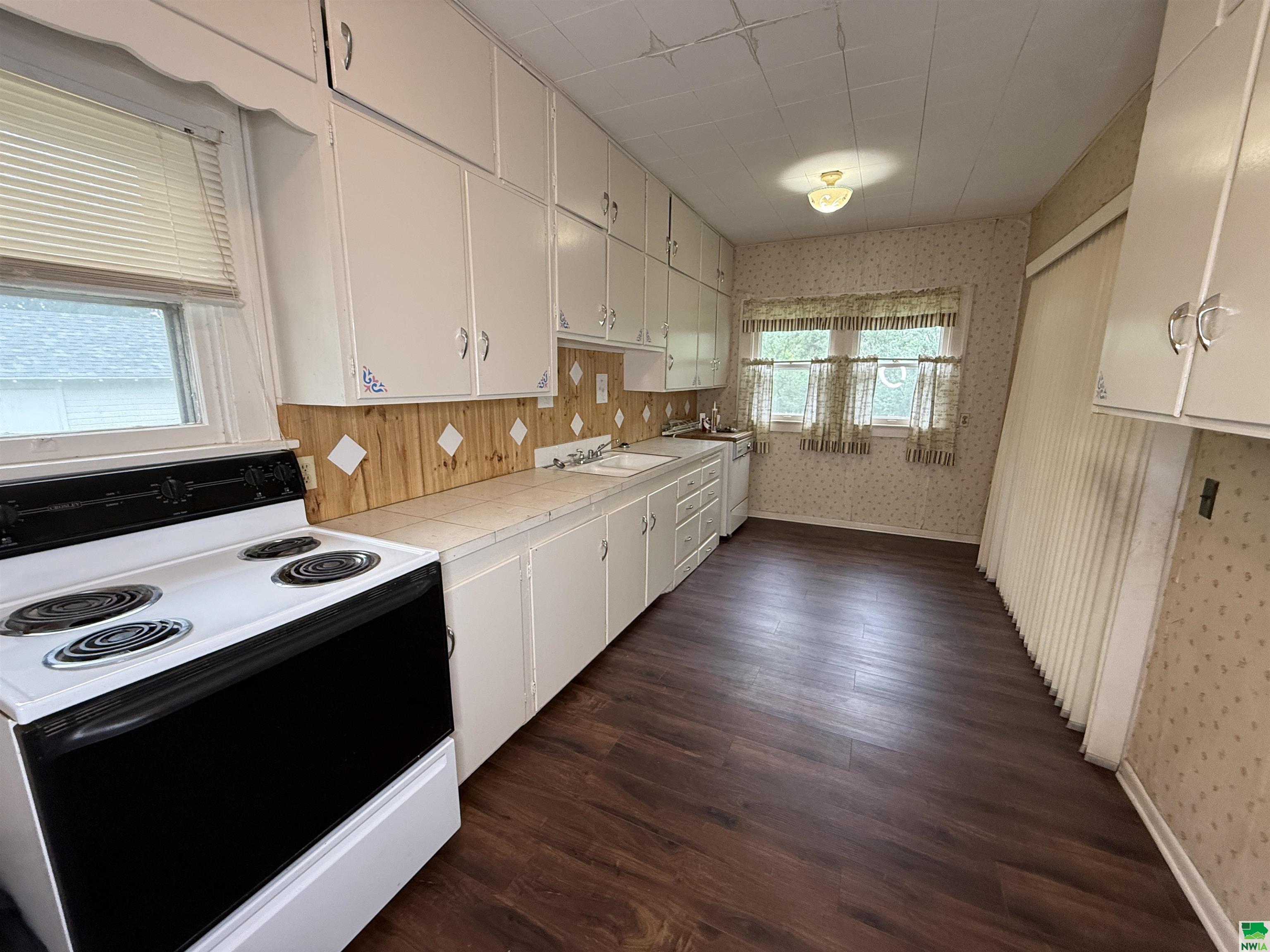 MLS #828817