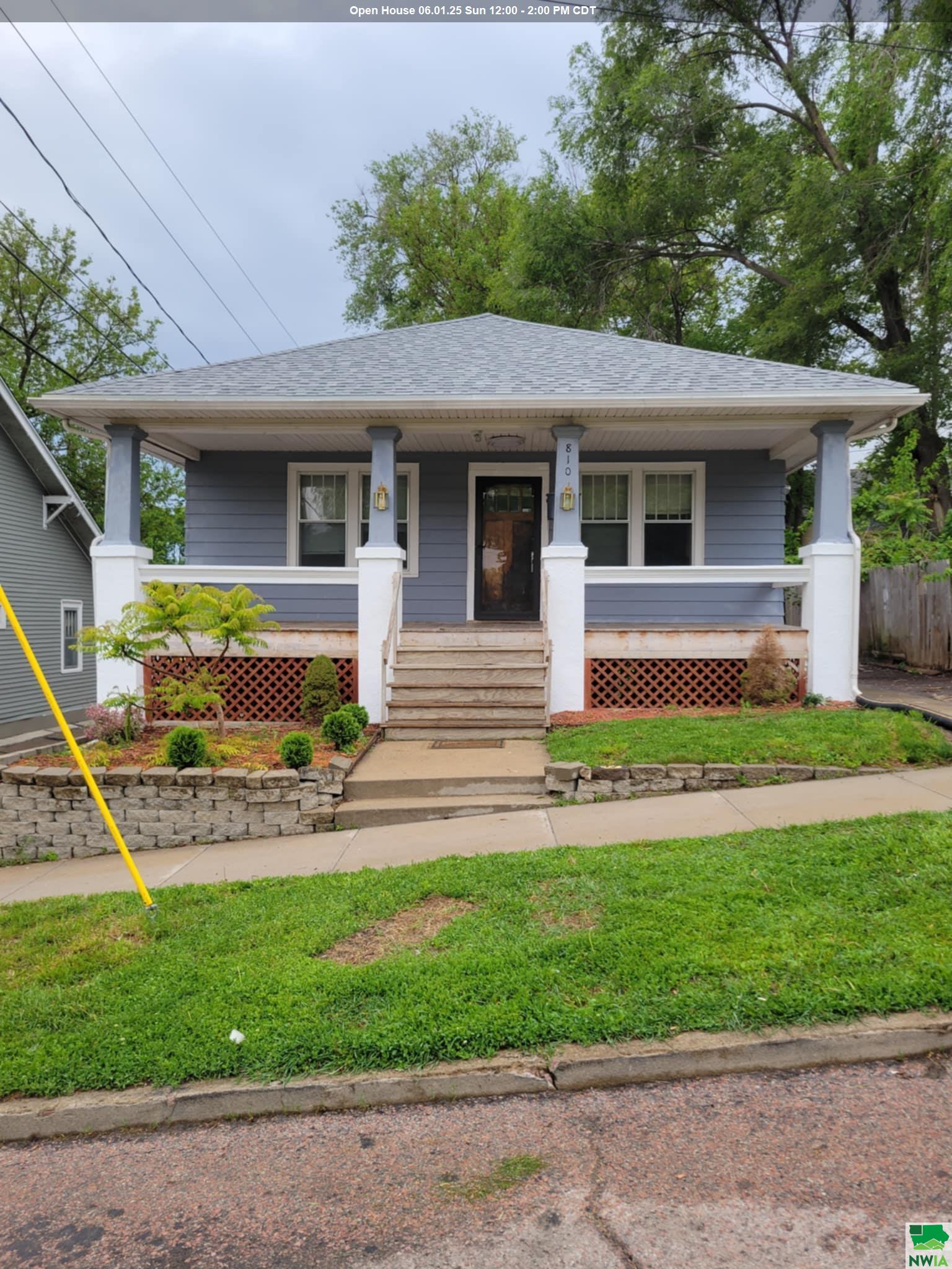 810 23RD ST, Sioux City, IA 51104 