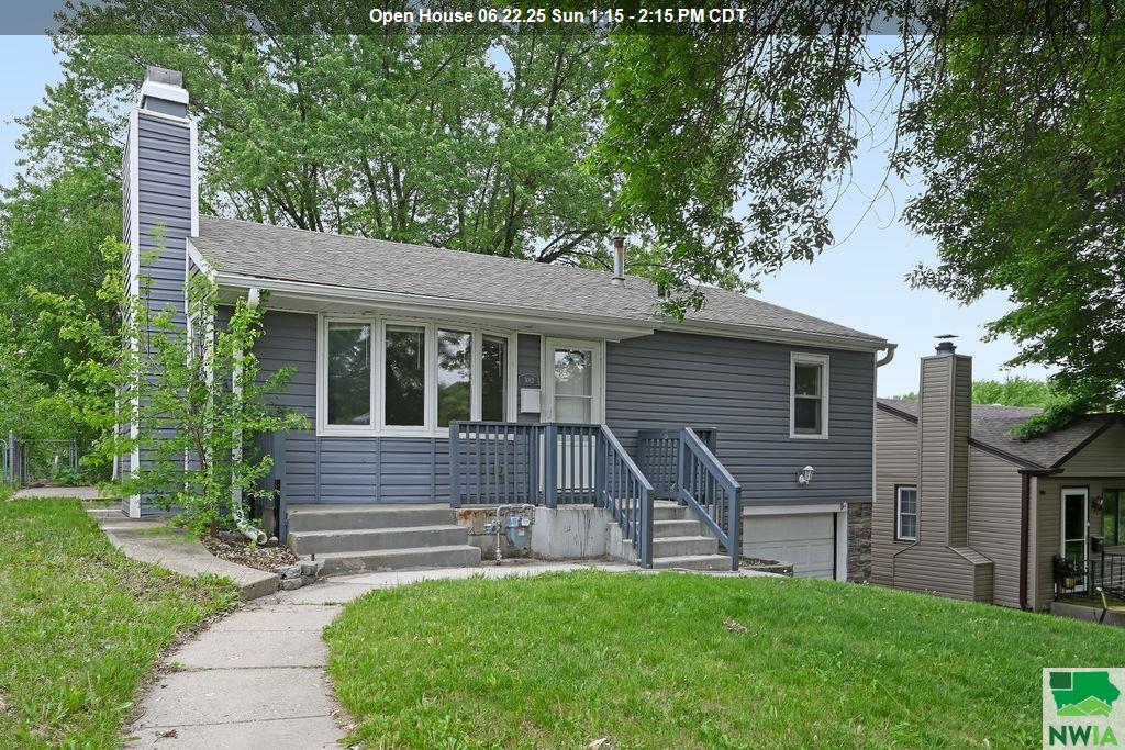 3012 CORNELIA ST S, Sioux City, IA 51106 