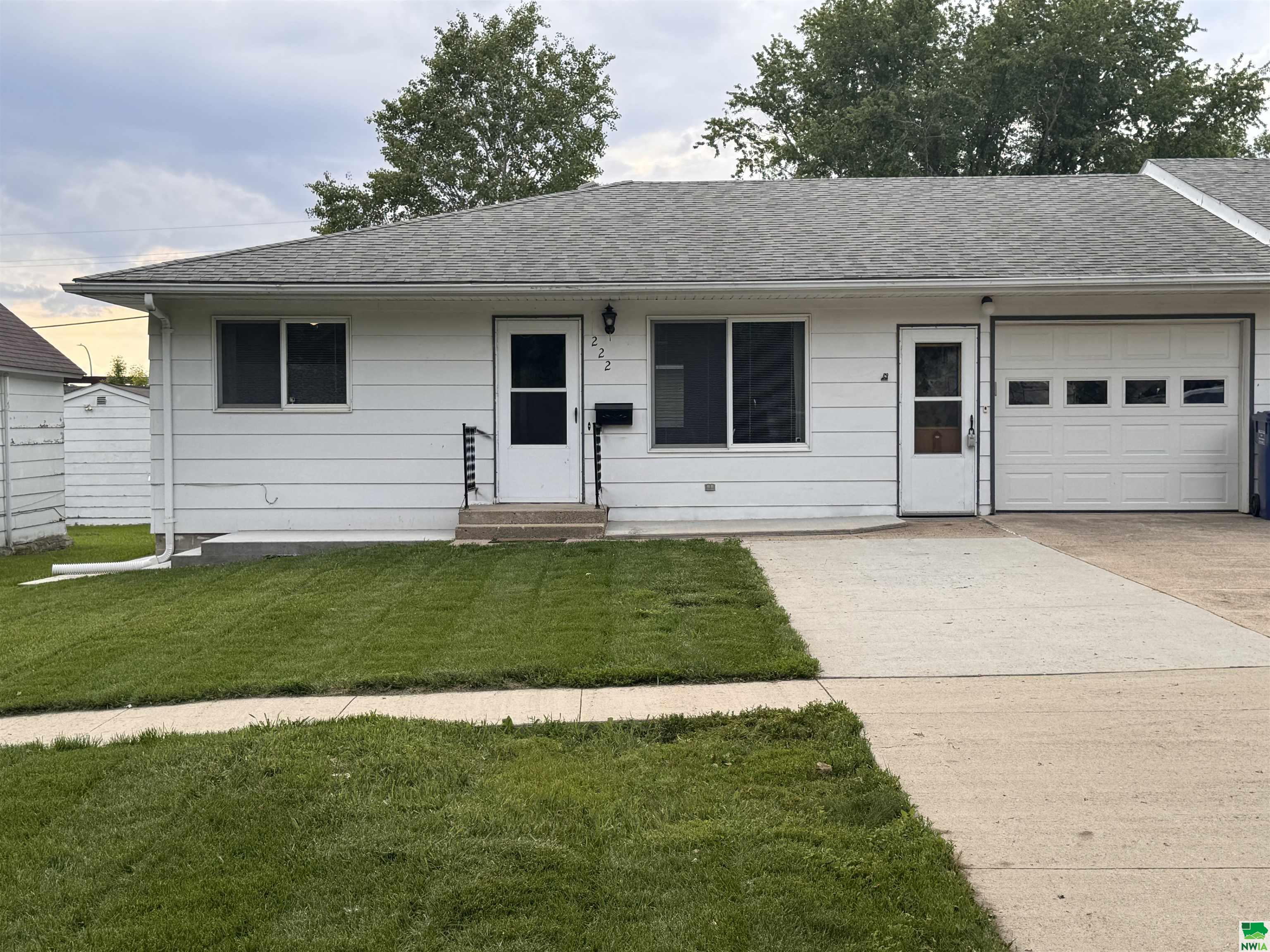 222 Burlington St, Kingsley, IA 51028 