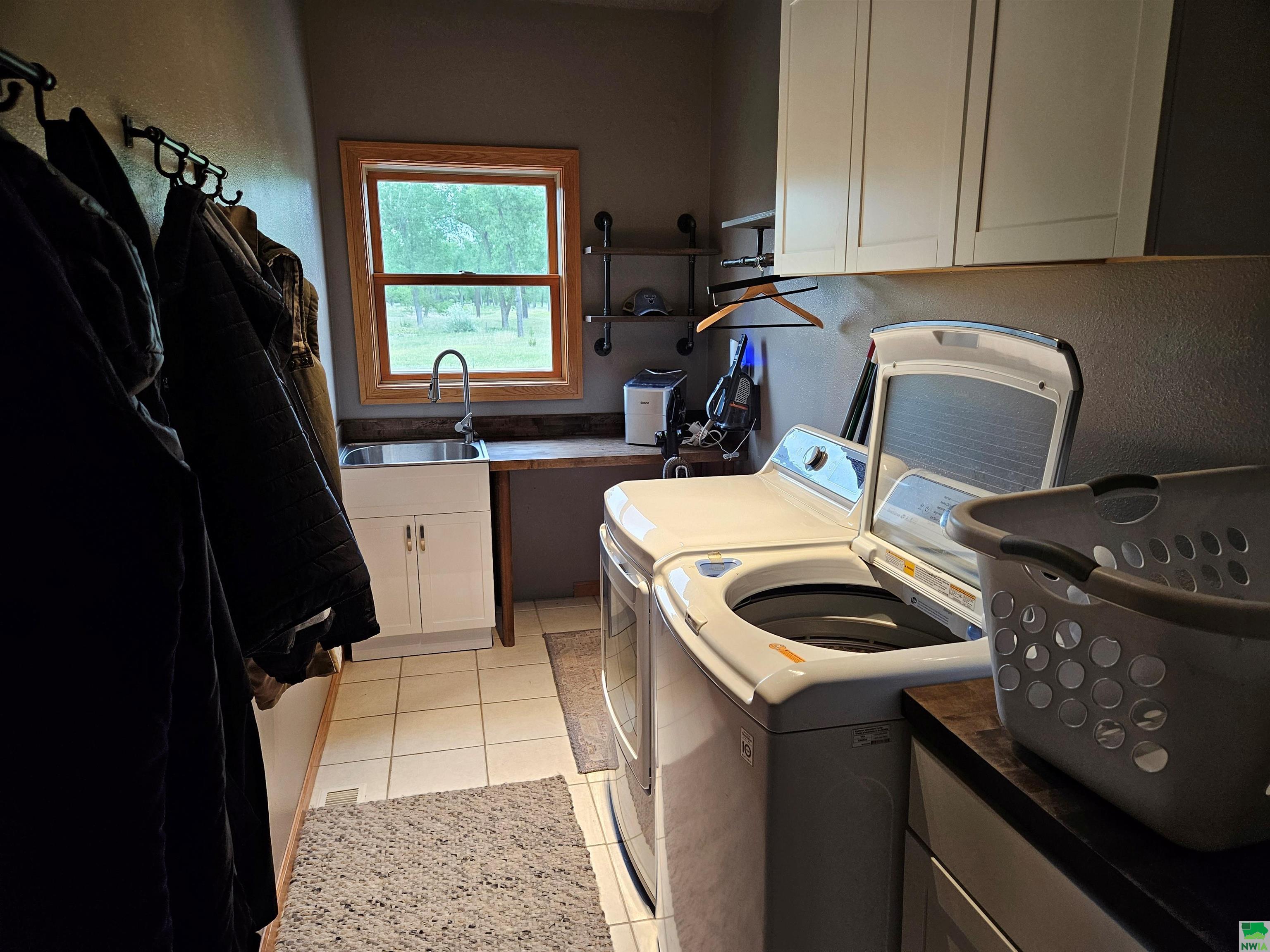 MLS #828827