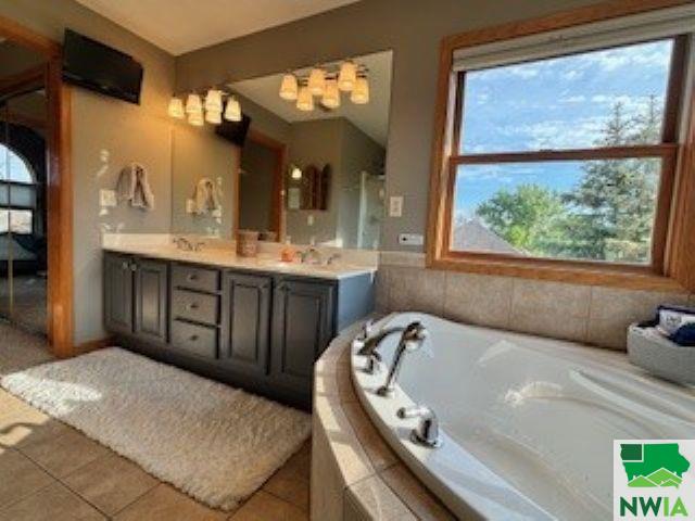 MLS #828827