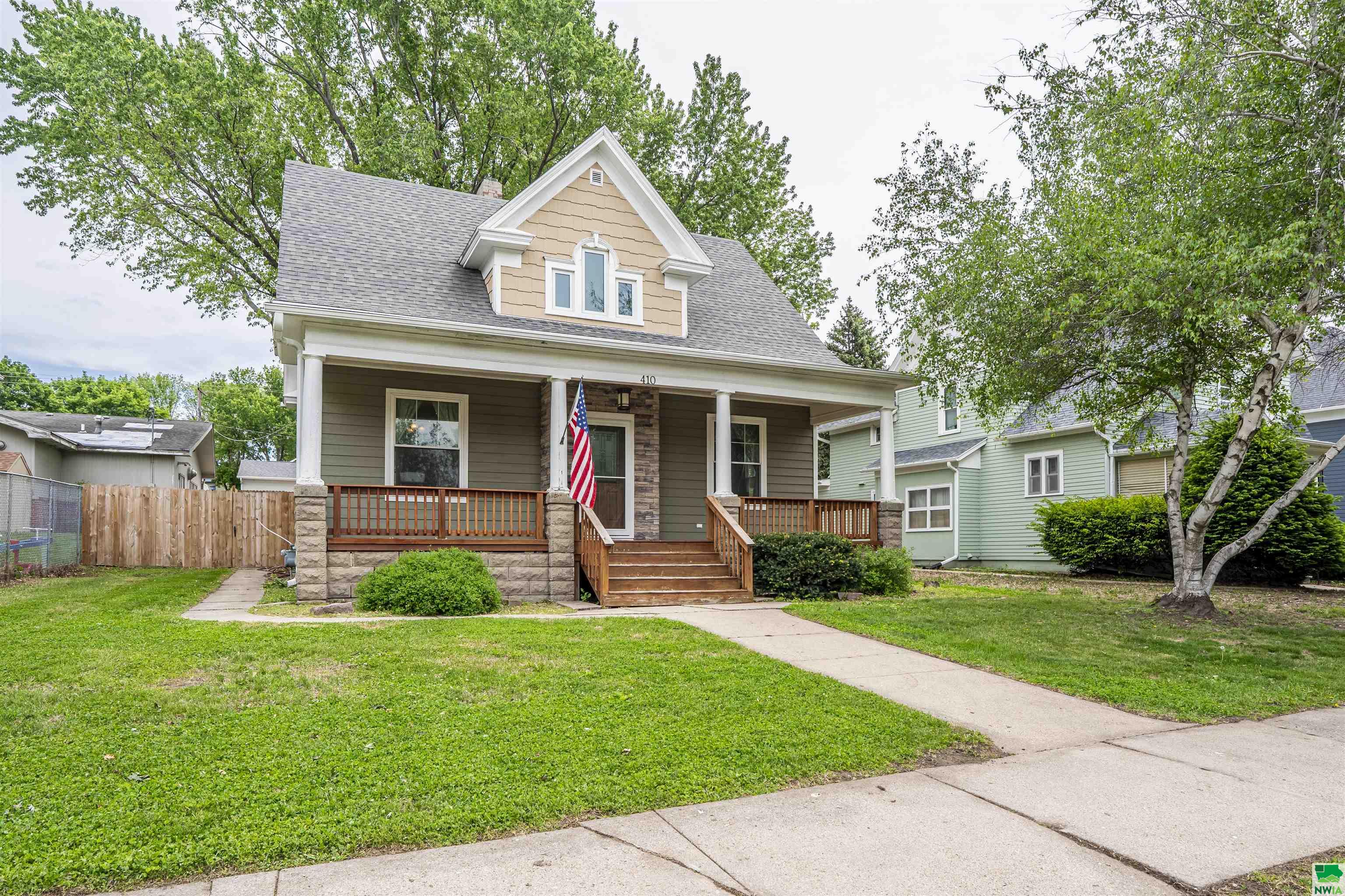 410 1st Ave SE, LeMars, IA 51031 